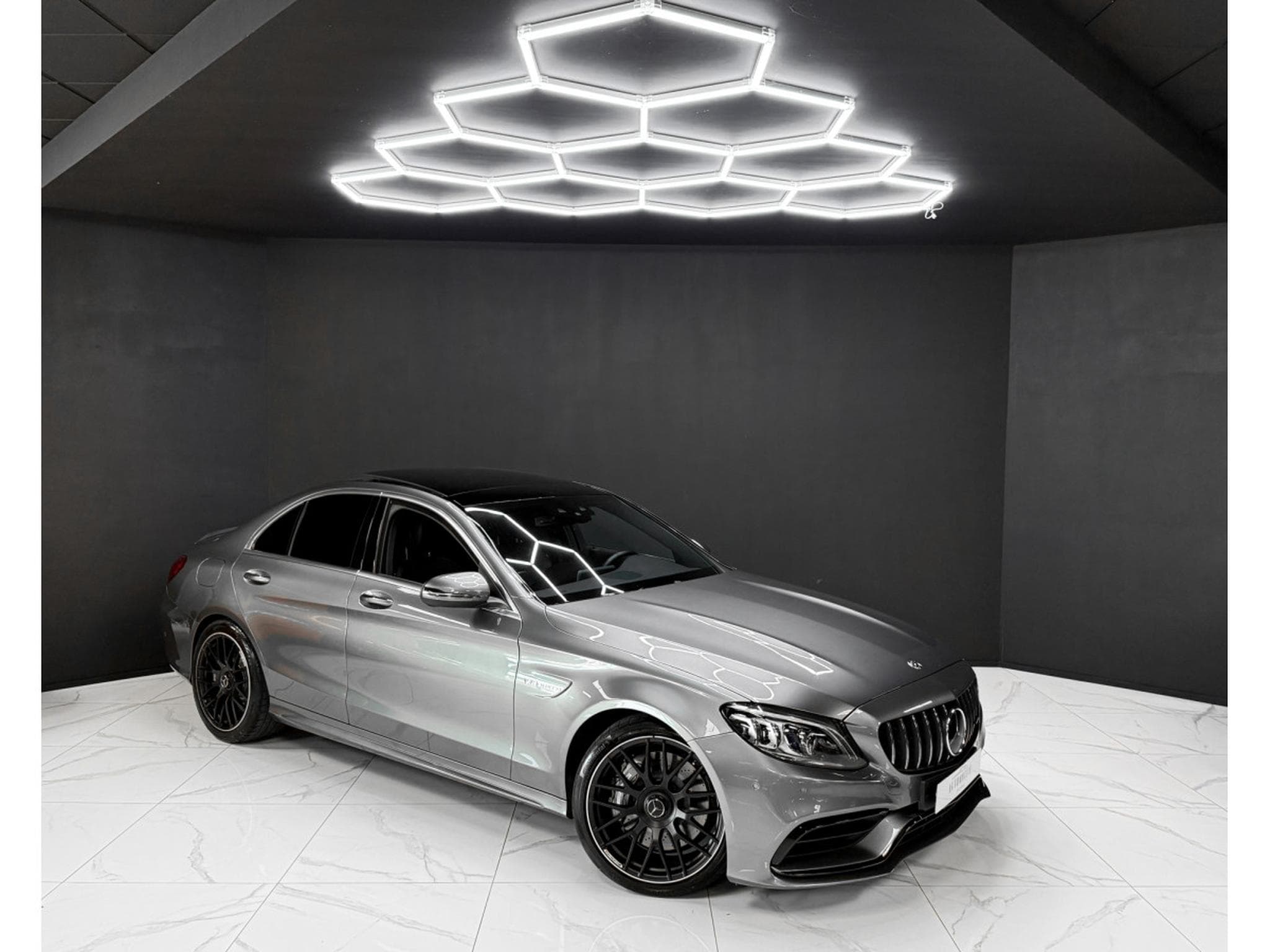 Mercedes C 63 AMG 2 YEARS MERCEDES WARRANTY (2019) - Photo 7