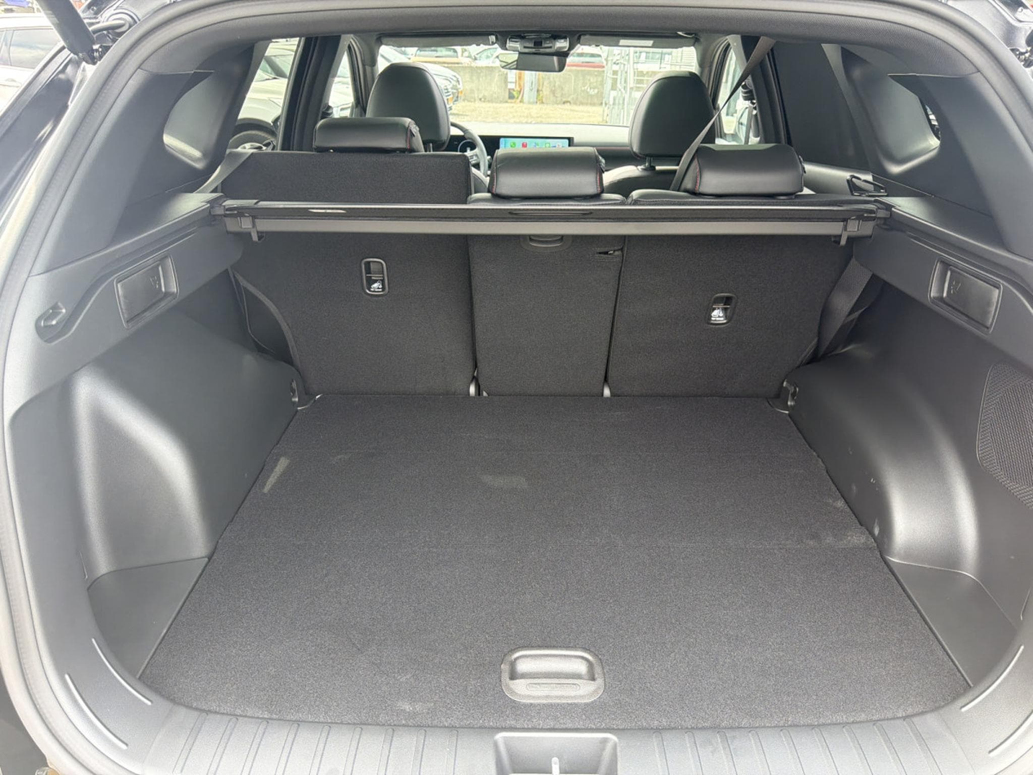 Hyundai Tucson 1.6 T-GDI HEV 6AT Shine Shadow N-LINE 239CV (2026) - Foto 27