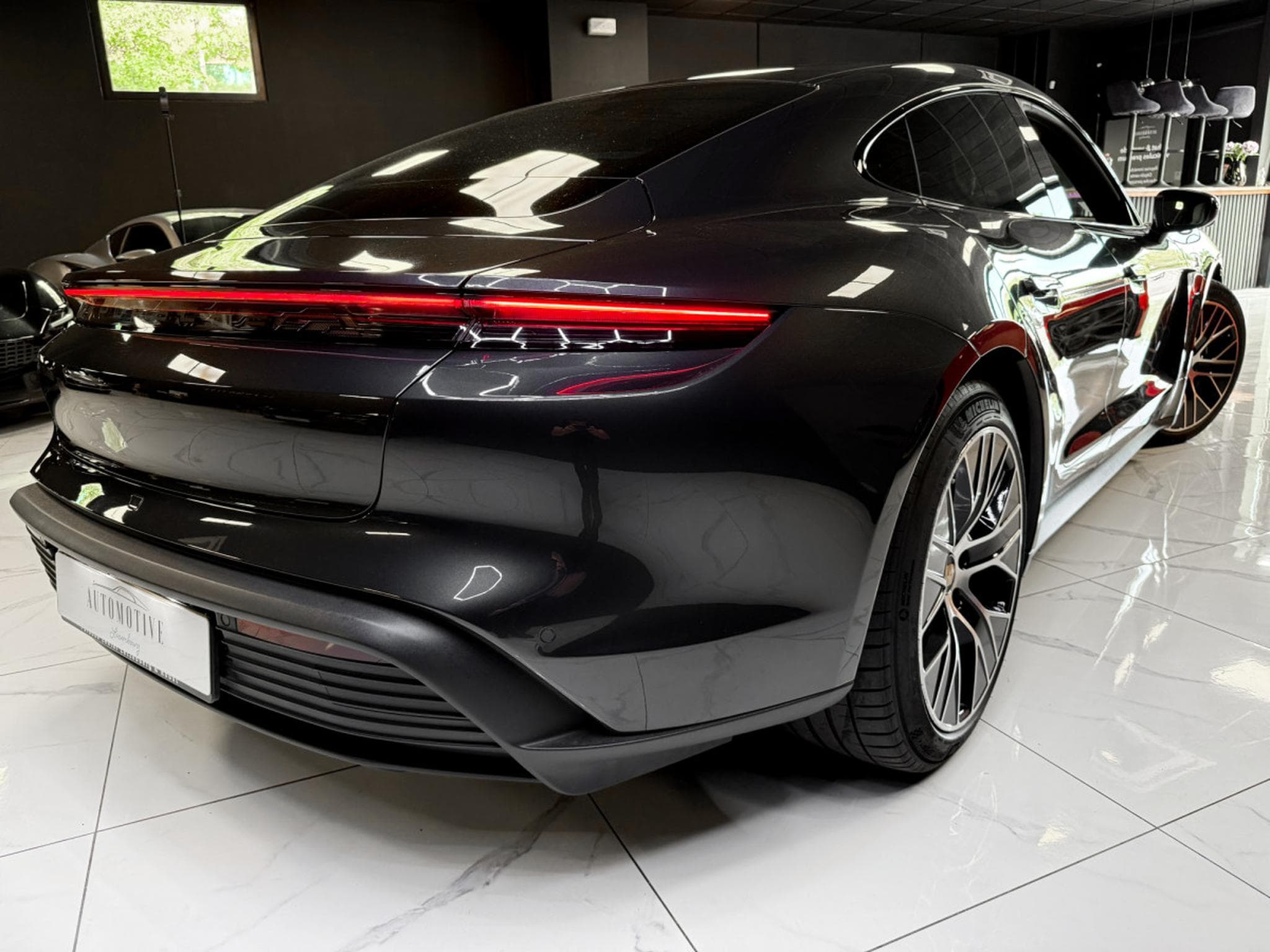 Porsche Taycan Performance Batterie / Sport Chrono / Pano / Dual Screen (2023) - Photo 16