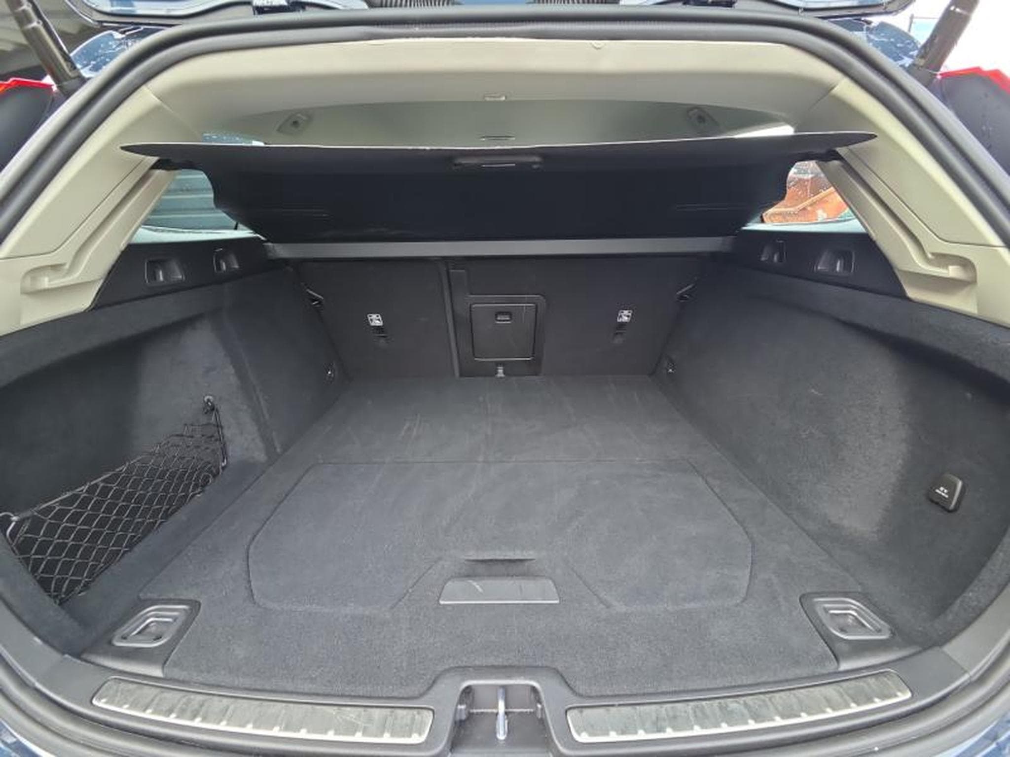 Volvo V60 B4 Core / Essence (2025) - Foto 19