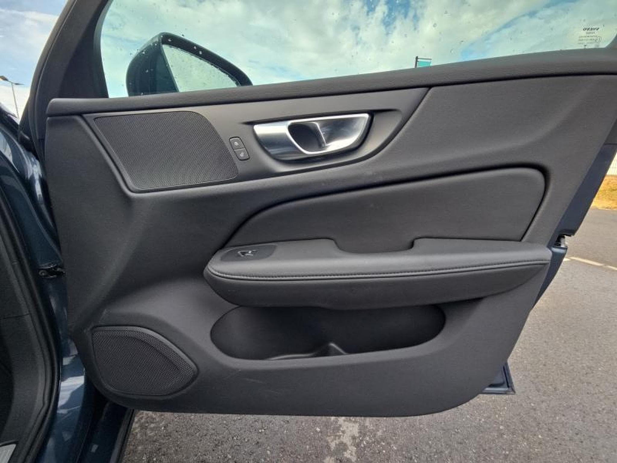 Volvo V60 B4 Core / Essence (2025) - Foto 21