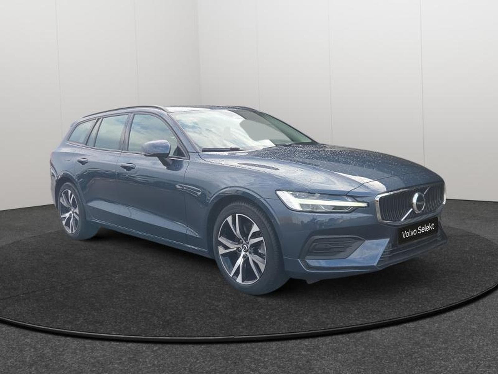 Volvo V60 B4 Core / Essence (2025) - Foto 8