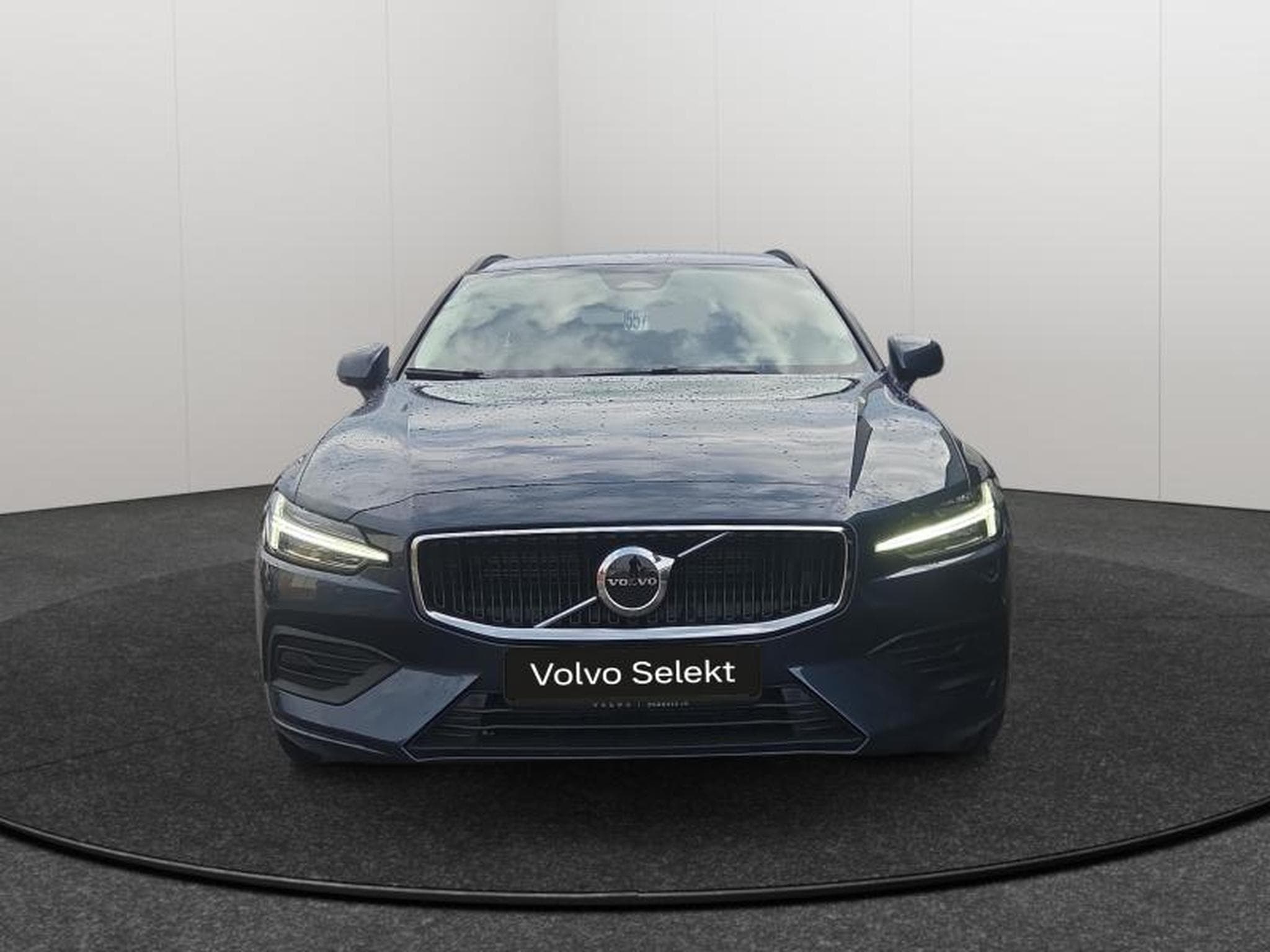 Volvo V60 B4 Core / Essence (2025) - Foto 9