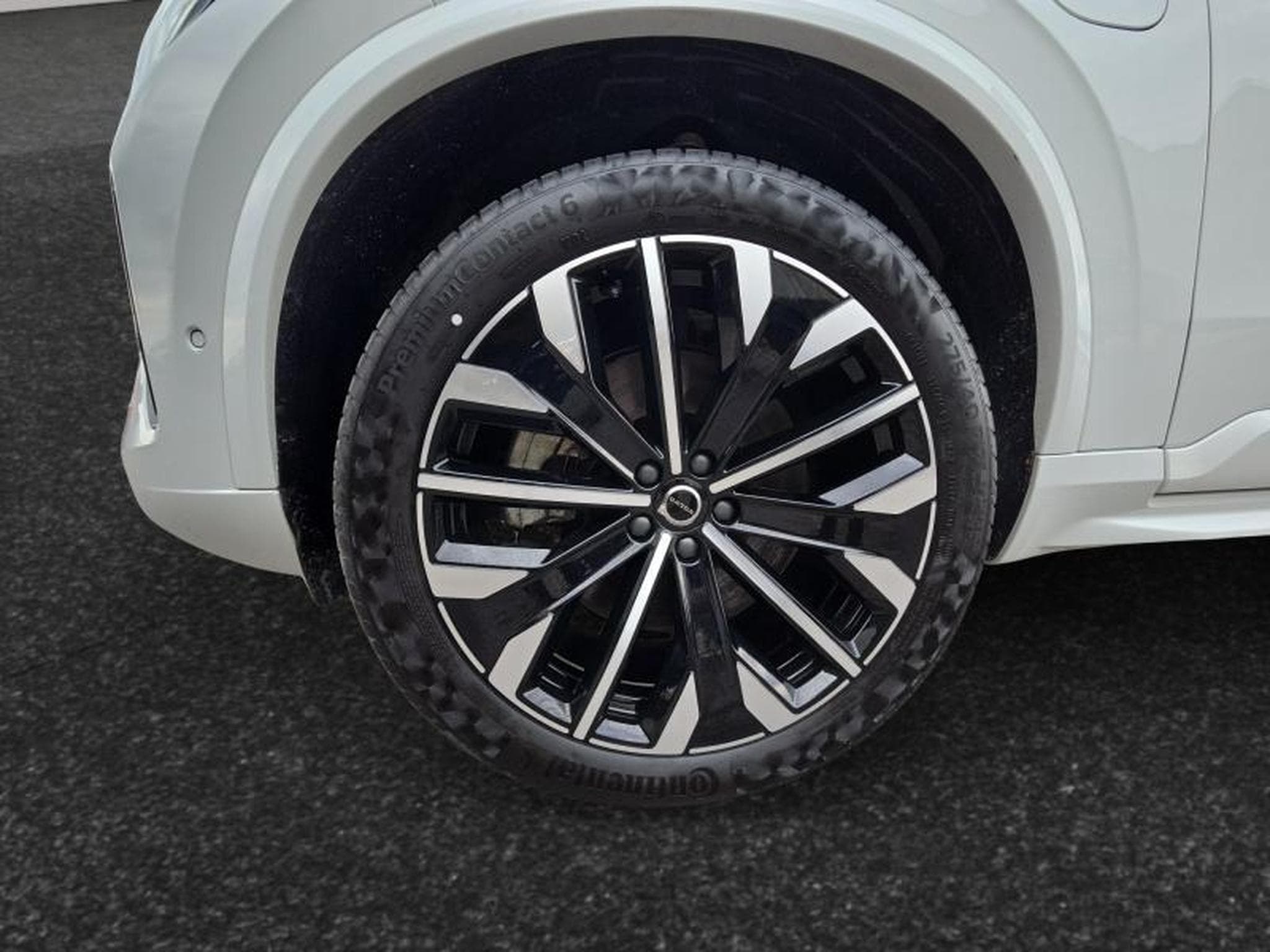 Volvo XC90 T8 Plus Dark Auto 2026 / Essence (2025) - Foto 14