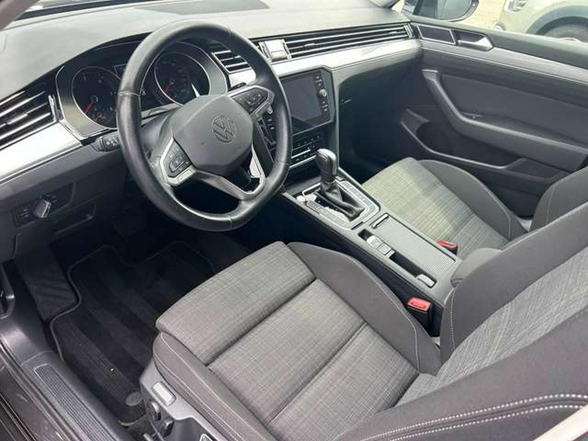 VW Passat Passat SW 2.0 TDi Style Business DSG (2020) - Foto 5