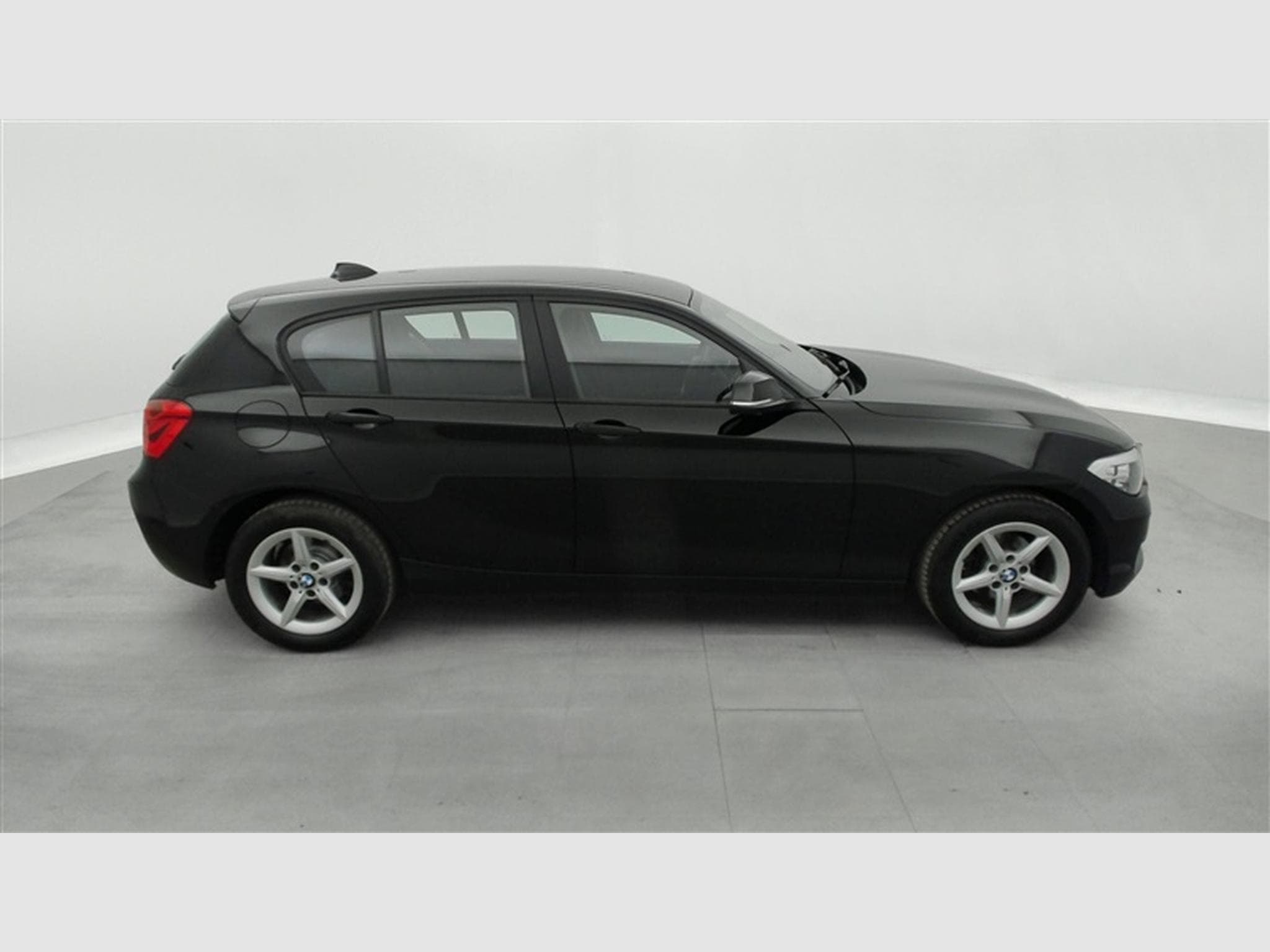 BMW 116 i (2015) - Photo 23