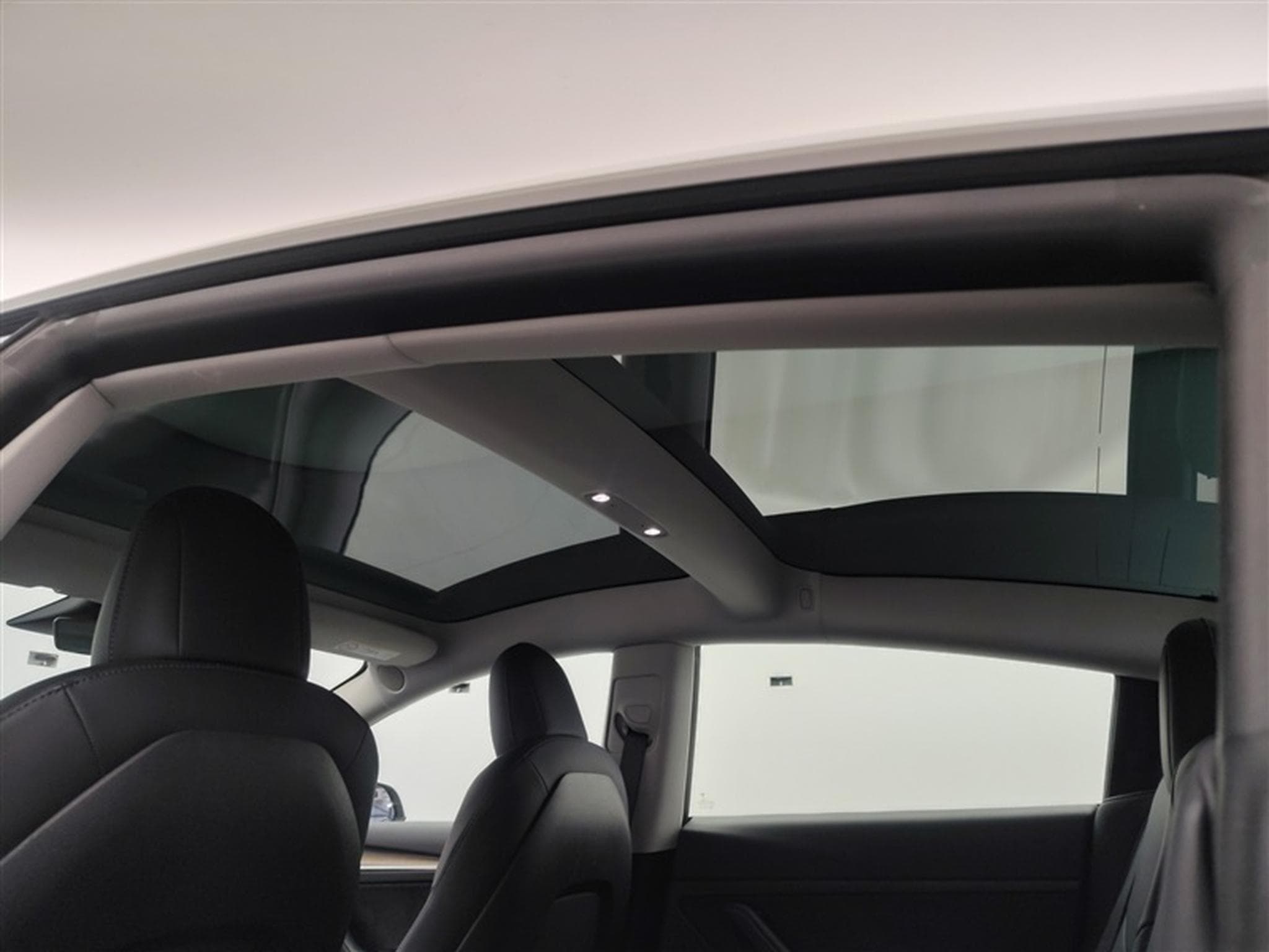 Tesla Model 3 Standard Plus NAVI / FULL LED / CUIR / PANO (2023) - Foto 20
