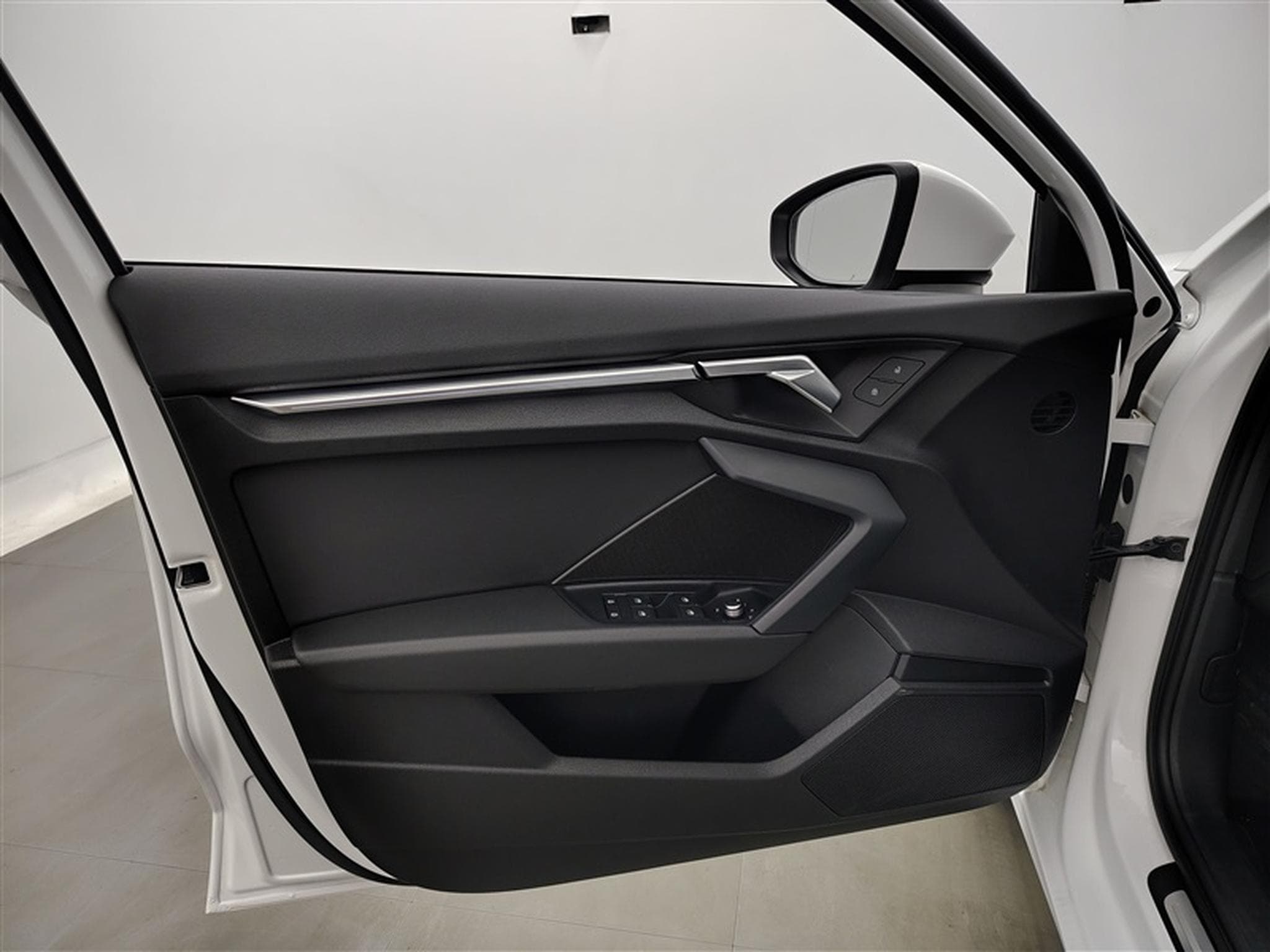 Audi A3 A3 30 TFSI Advanced S tronic Cuir /  Navi / Led / PDC av+ar (2024) - Photo 17