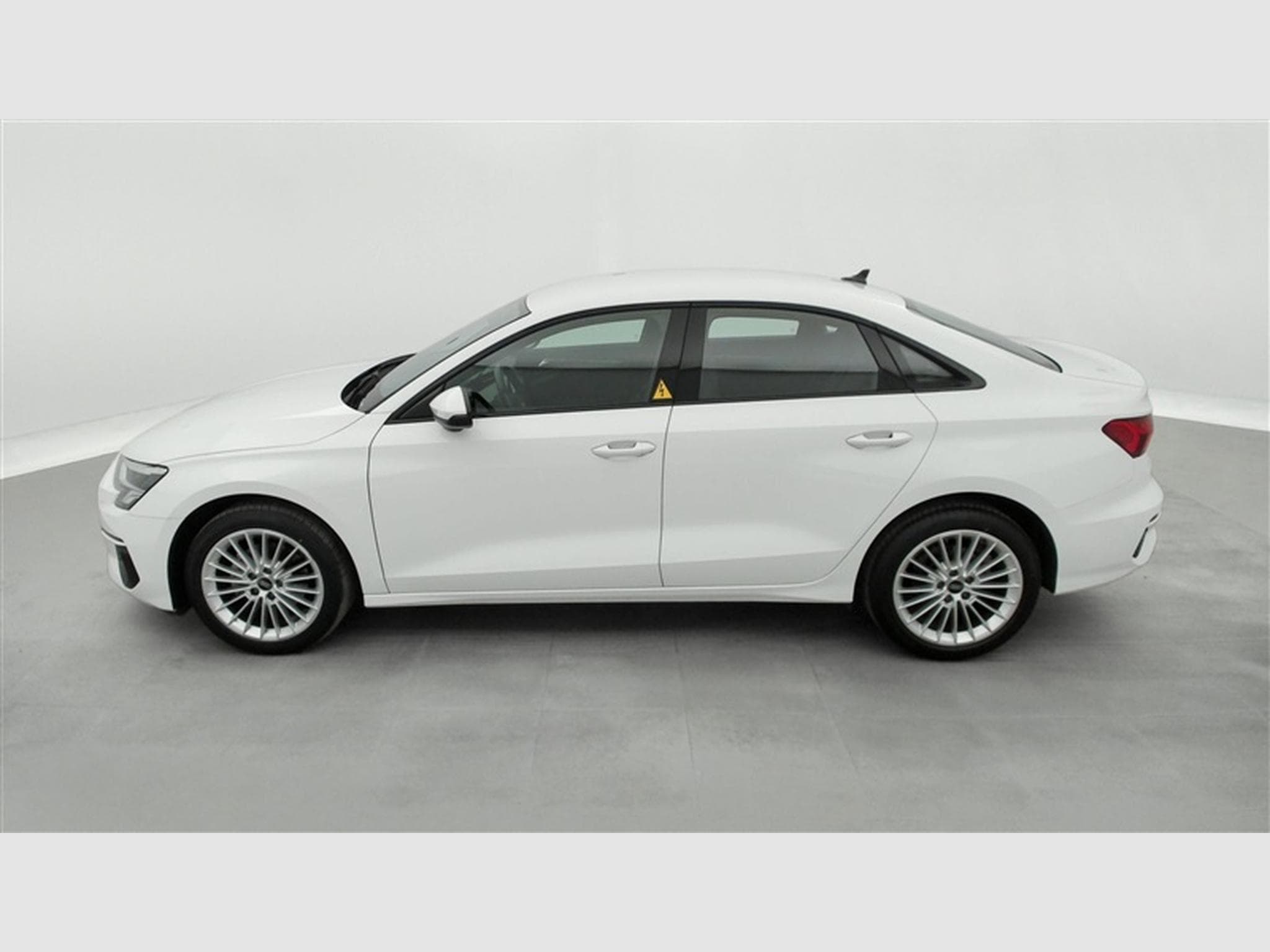 Audi A3 A3 30 TFSI Advanced S tronic Cuir /  Navi / Led / PDC av+ar (2024) - Photo 3