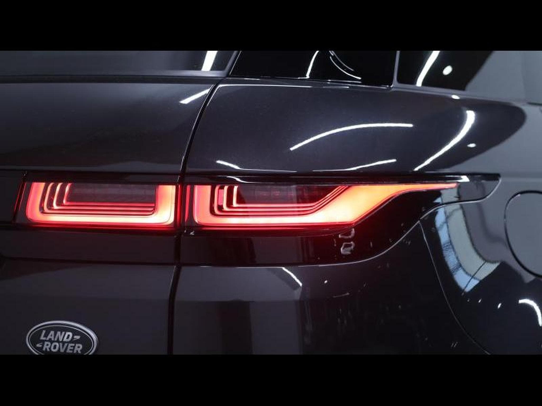 Land-Rover Range Rover Evoque P250 R-Dynamic SE Auto (2020) - Photo 9