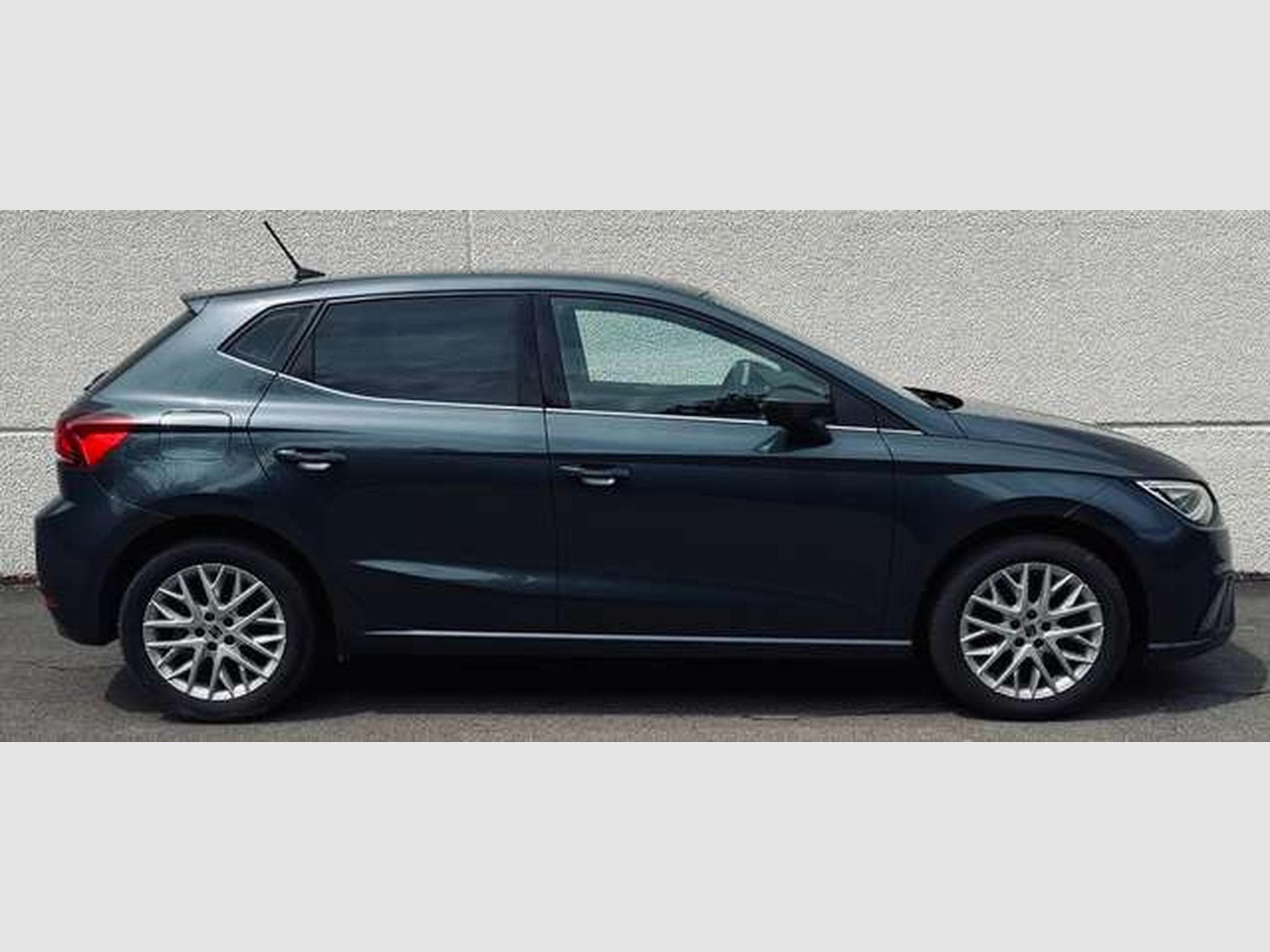 SEAT Ibiza Ibiza 1.0 TSI XCELLENCE // Révisée Et Garantie✅✅✅ (2024) - Photo 4