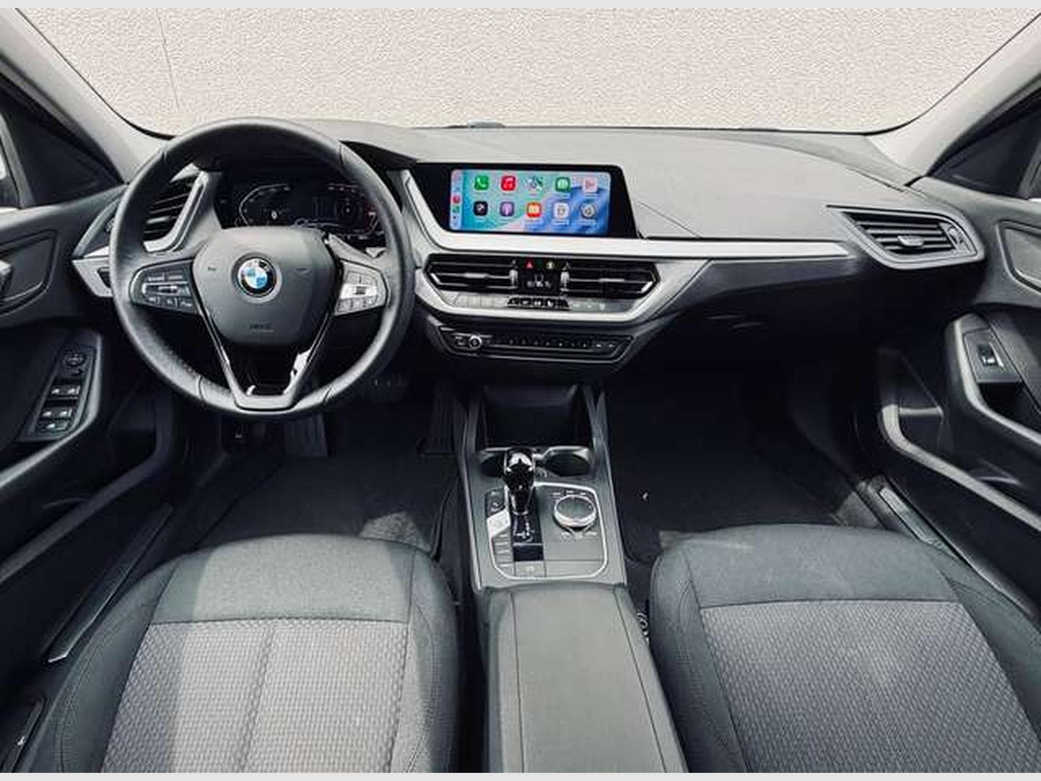 BMW 118 118i Automatique // Révisée Et Garantie ✅✅✅ (2022) - Photo 9