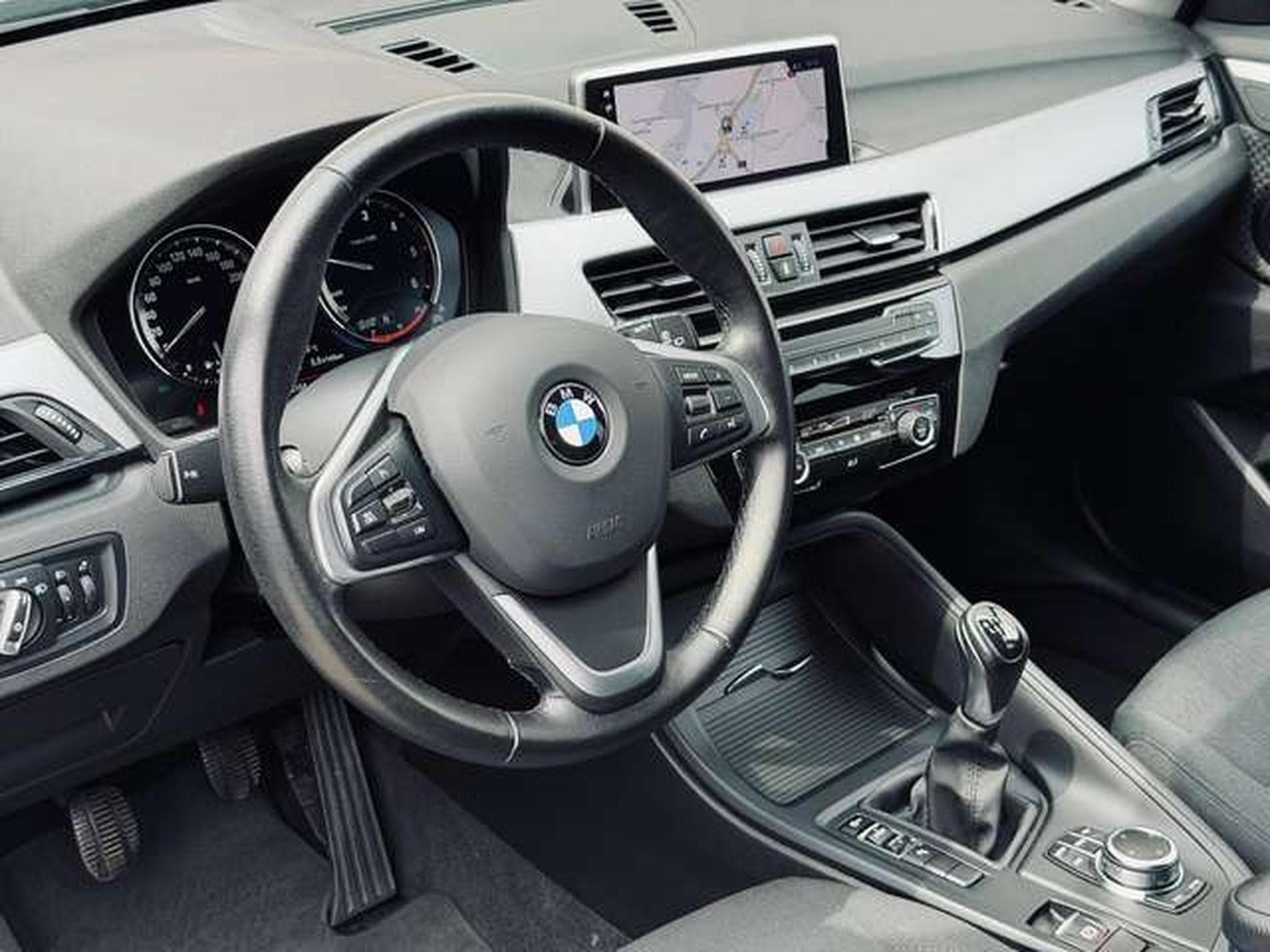 BMW X1 X1 1.5 Diesel//Full Black//Révisée Et Garantie✅✅✅ (2022) - Photo 11