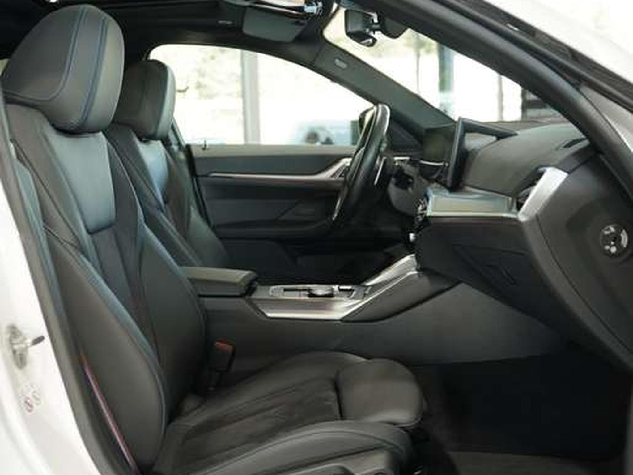 BMW 420 i M Sport 1H *19 *HUD*GSD*LiveCo (2024) - Photo 16