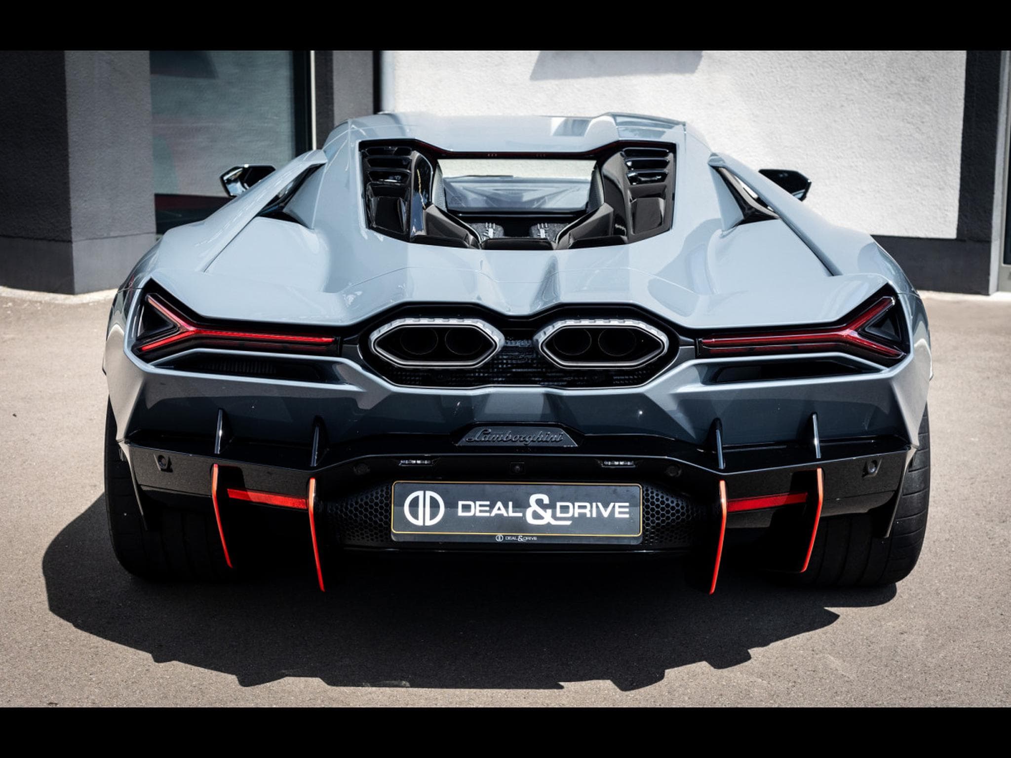 Lamborghini Revuelto 6.5 V12 HPEV (1.015 CH) - GRIGIO TELESTO – FULL PPF (2025) - Photo 4