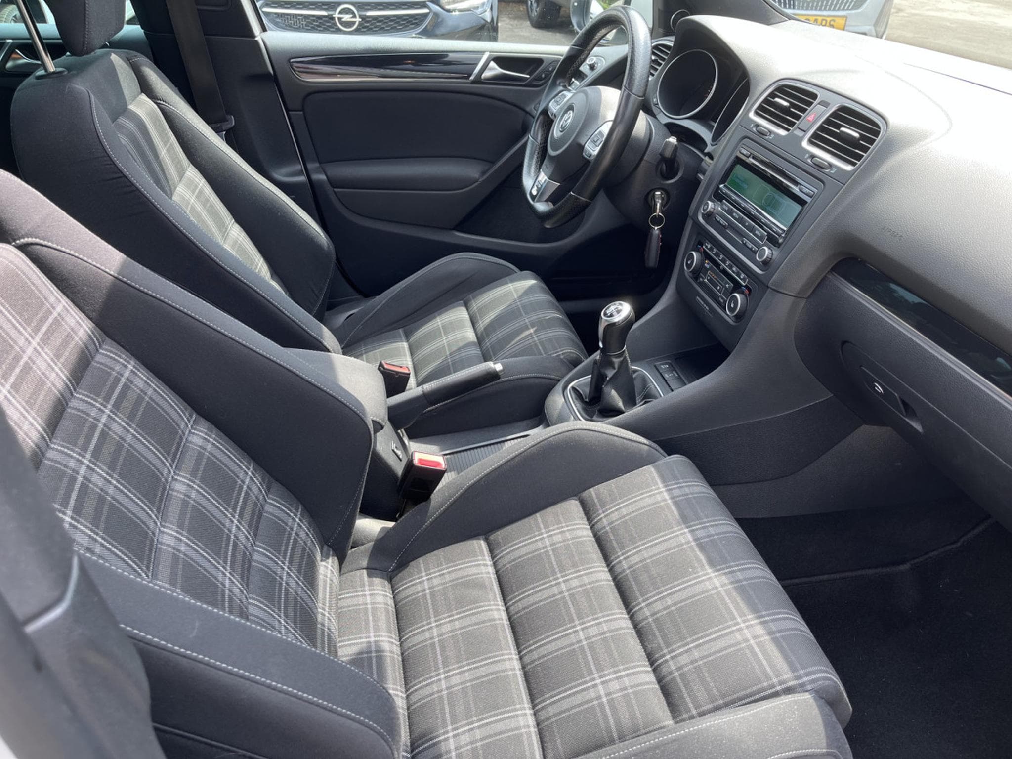 VW Golf GOLF 6 GTD 2.0Tdi Schiebedach 170ps (2012) - Photo 11