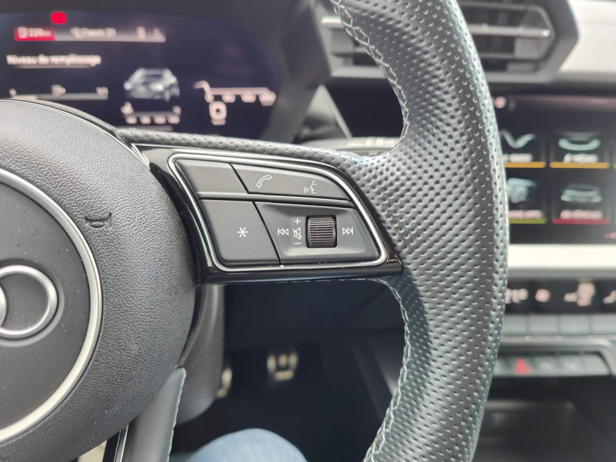 Audi A3 A3 SPORTBACK 35 TFSI S-LINE CARPLAY GPS BLUETOOTH (2023) - Photo 18