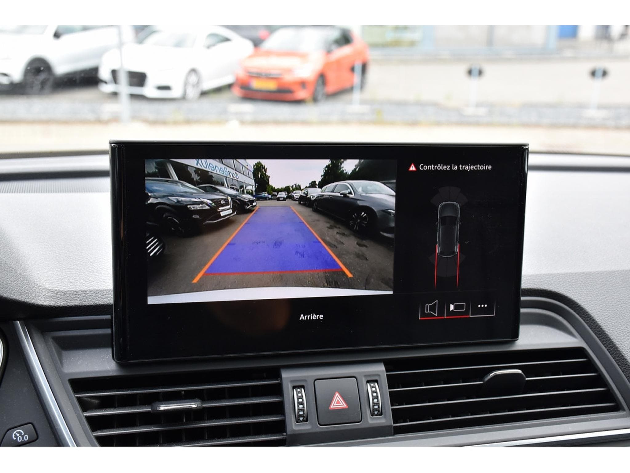 Audi Q5 40 TFSI Quattro S-Line S-Tronic CUIR LANE CAM MATRIX 1° MAIN (2024) - Photo 17