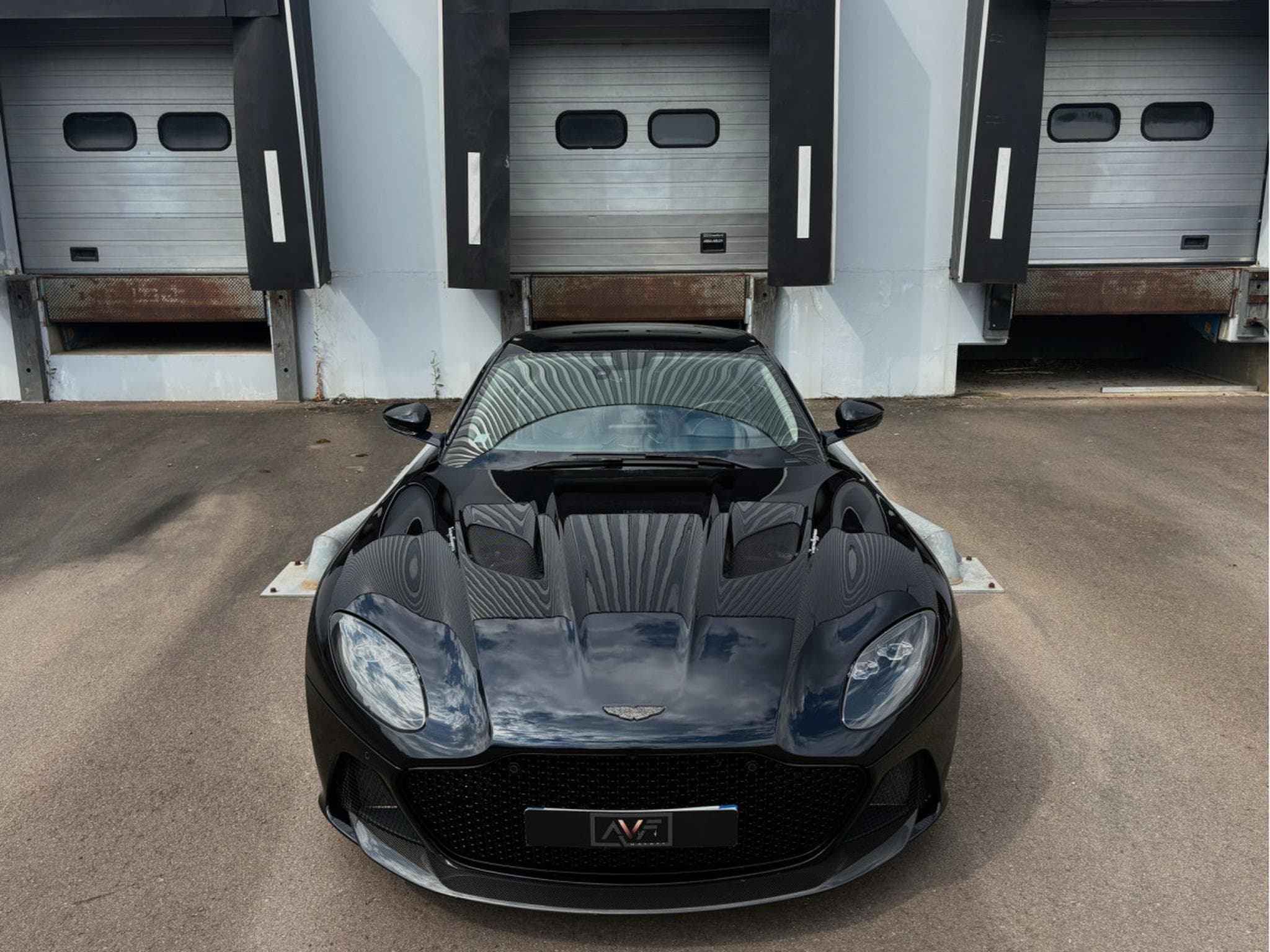 Aston-Martin DBS 5.2 V12 725 SUPERLEGGERA (2019) - Foto 2