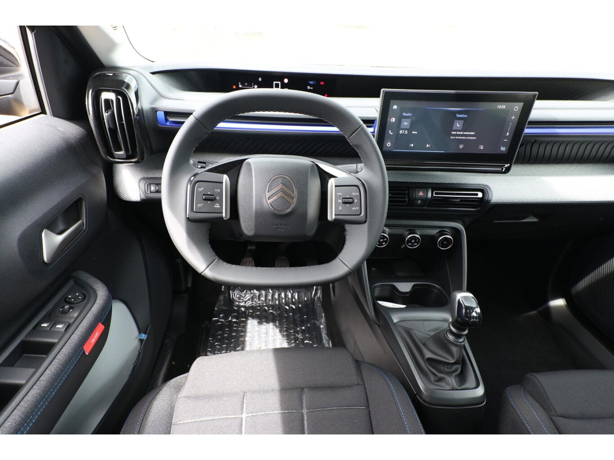 Citroën C3 1.2 PuretTech 101 PLUS (2026) - Photo 6