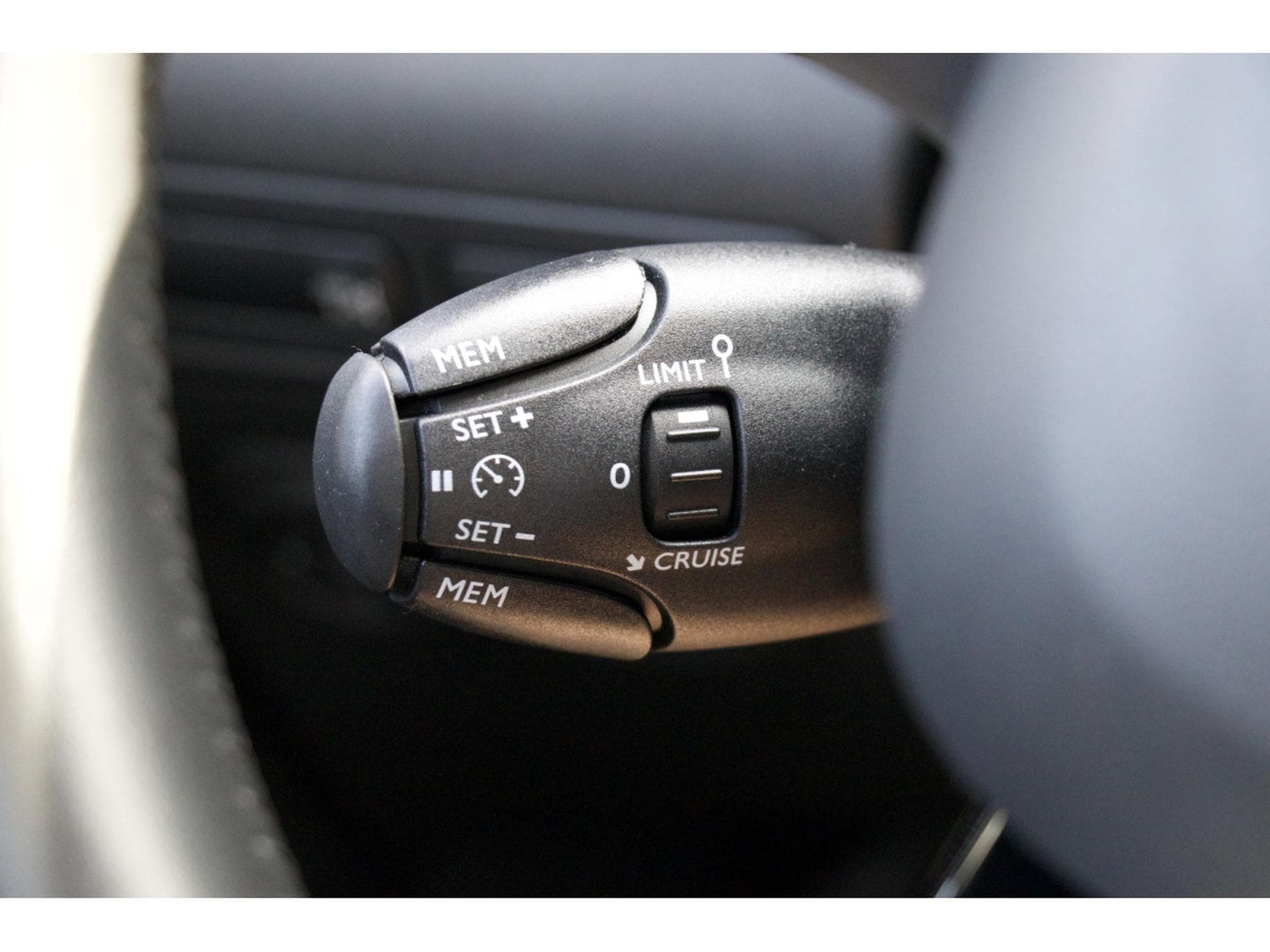 Citroën C3 Aircross BlueHDi 110 MAX Head-Up Navi Grip Control (2024) - Foto 15