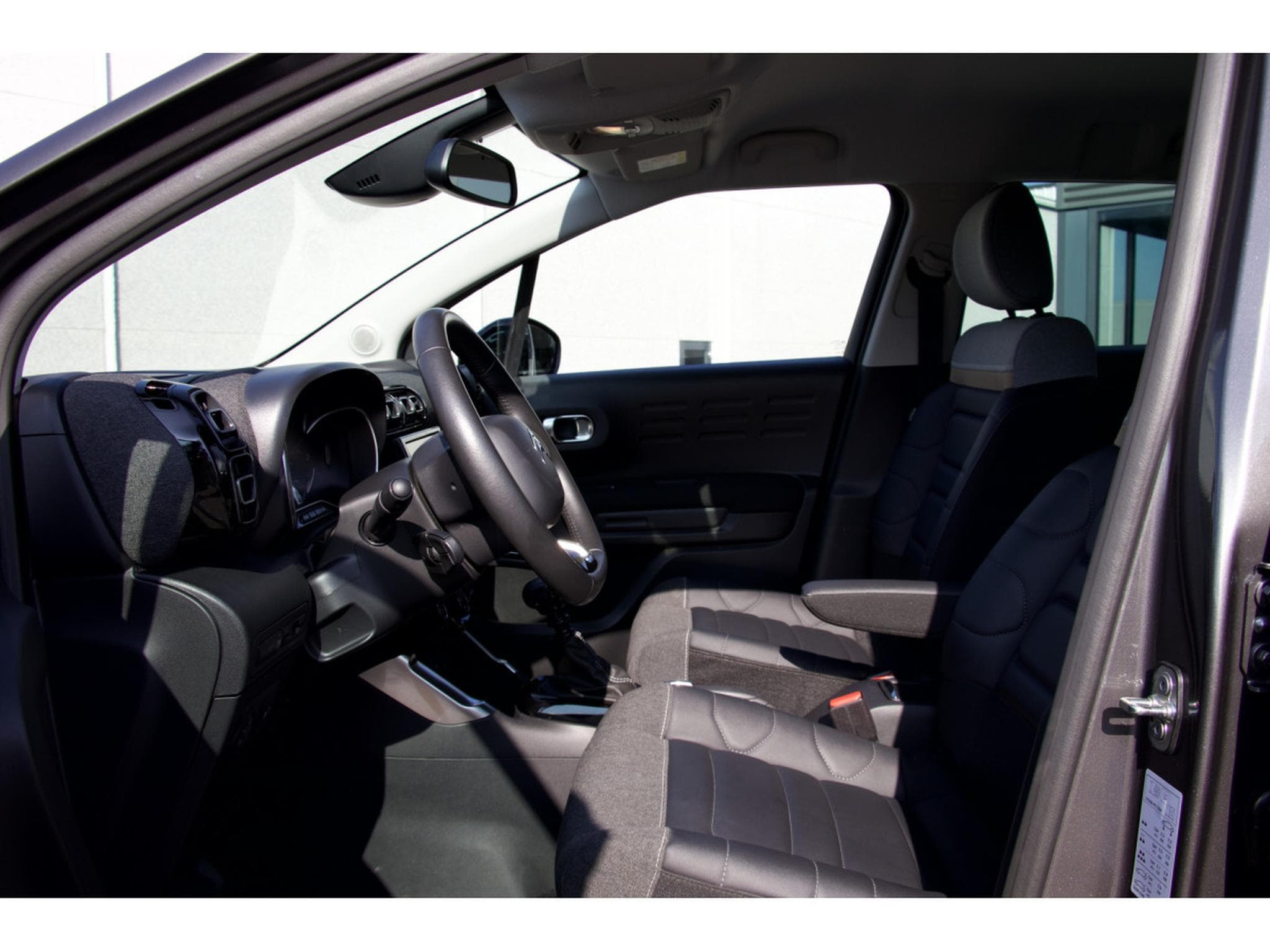 Citroën C3 Aircross BlueHDi 110 MAX Head-Up Navi Grip Control (2024) - Photo 5
