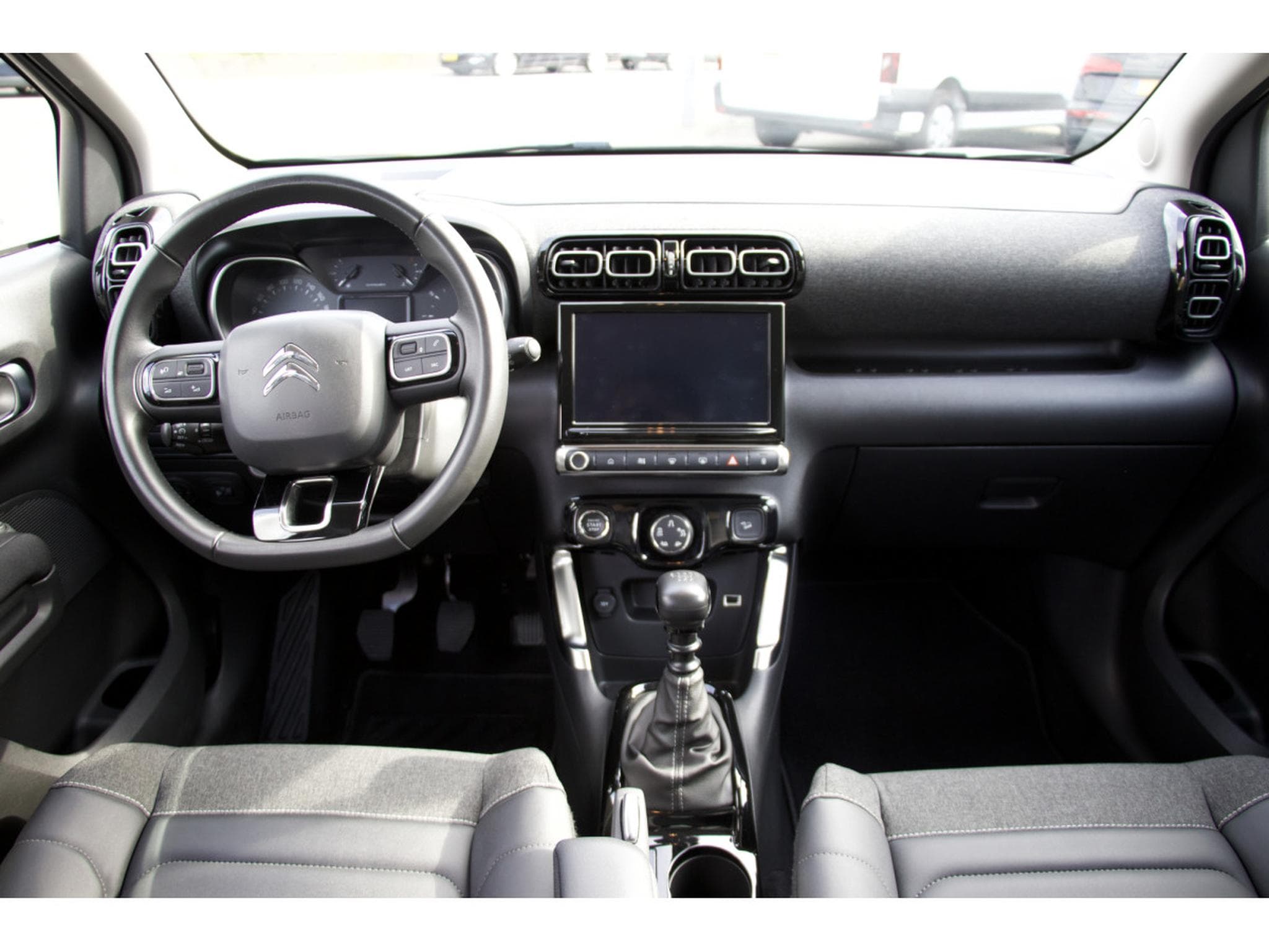 Citroën C3 Aircross BlueHDi 110 MAX Head-Up Navi Grip Control (2024) - Foto 8