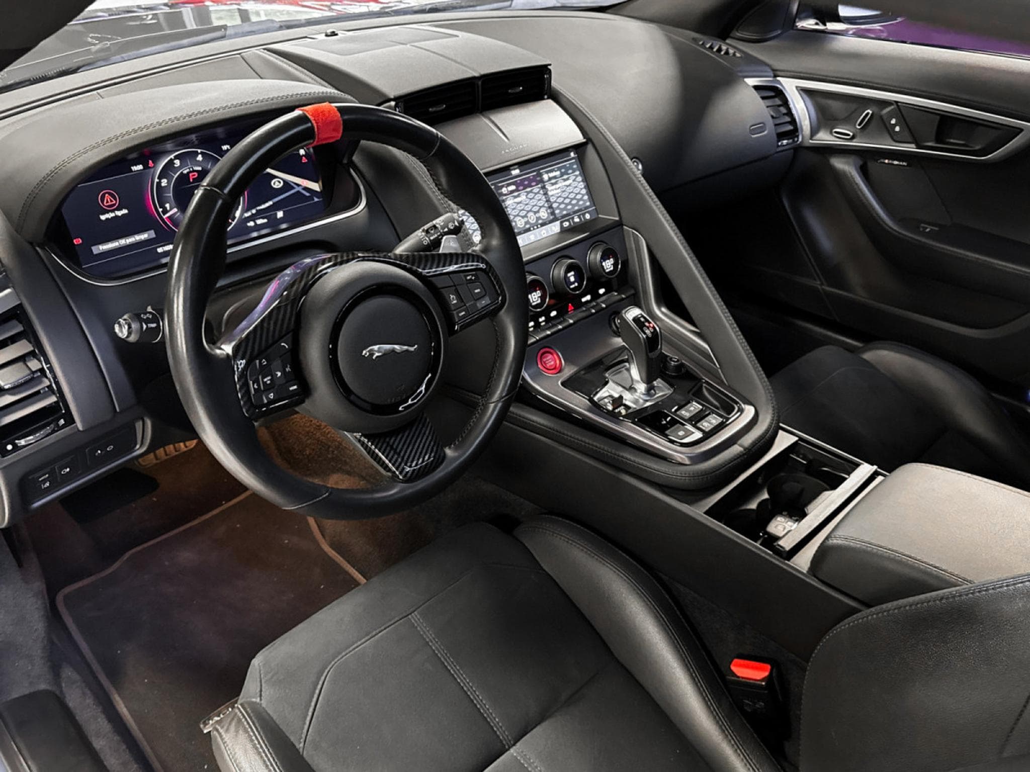 Jaguar F-Type P300 - full service (2021) - Photo 11
