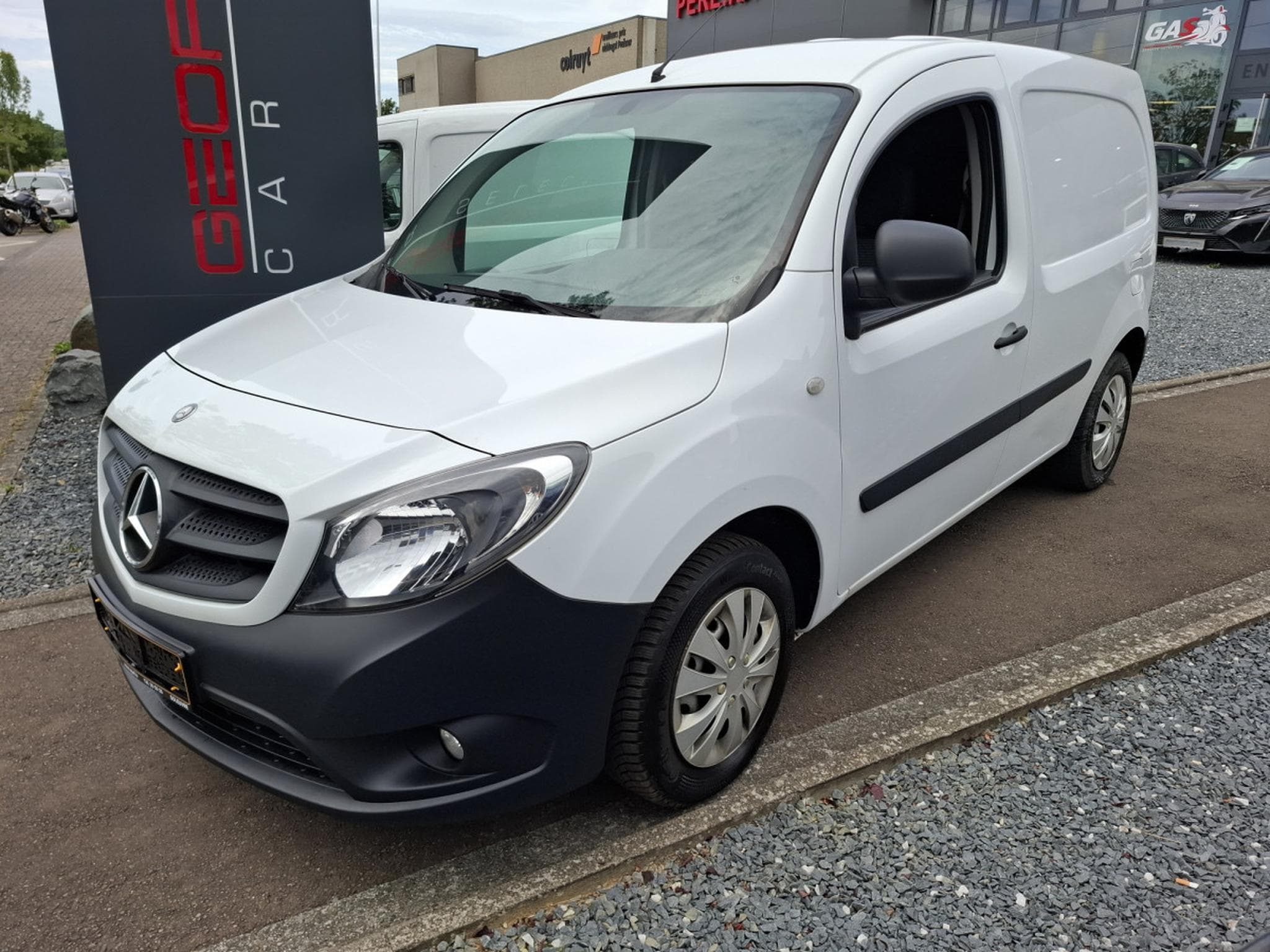Mercedes Citan 109 CDI 95 / GARANTIE / 1 HAND (2019) - Foto 4