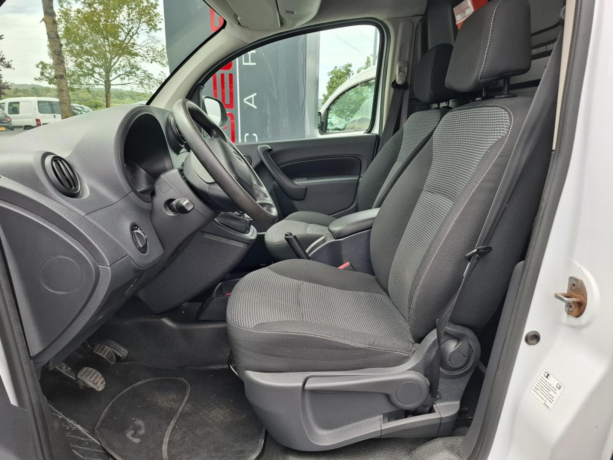 Mercedes Citan 109 CDI 95 / GARANTIE / 1 HAND (2019) - Foto 7