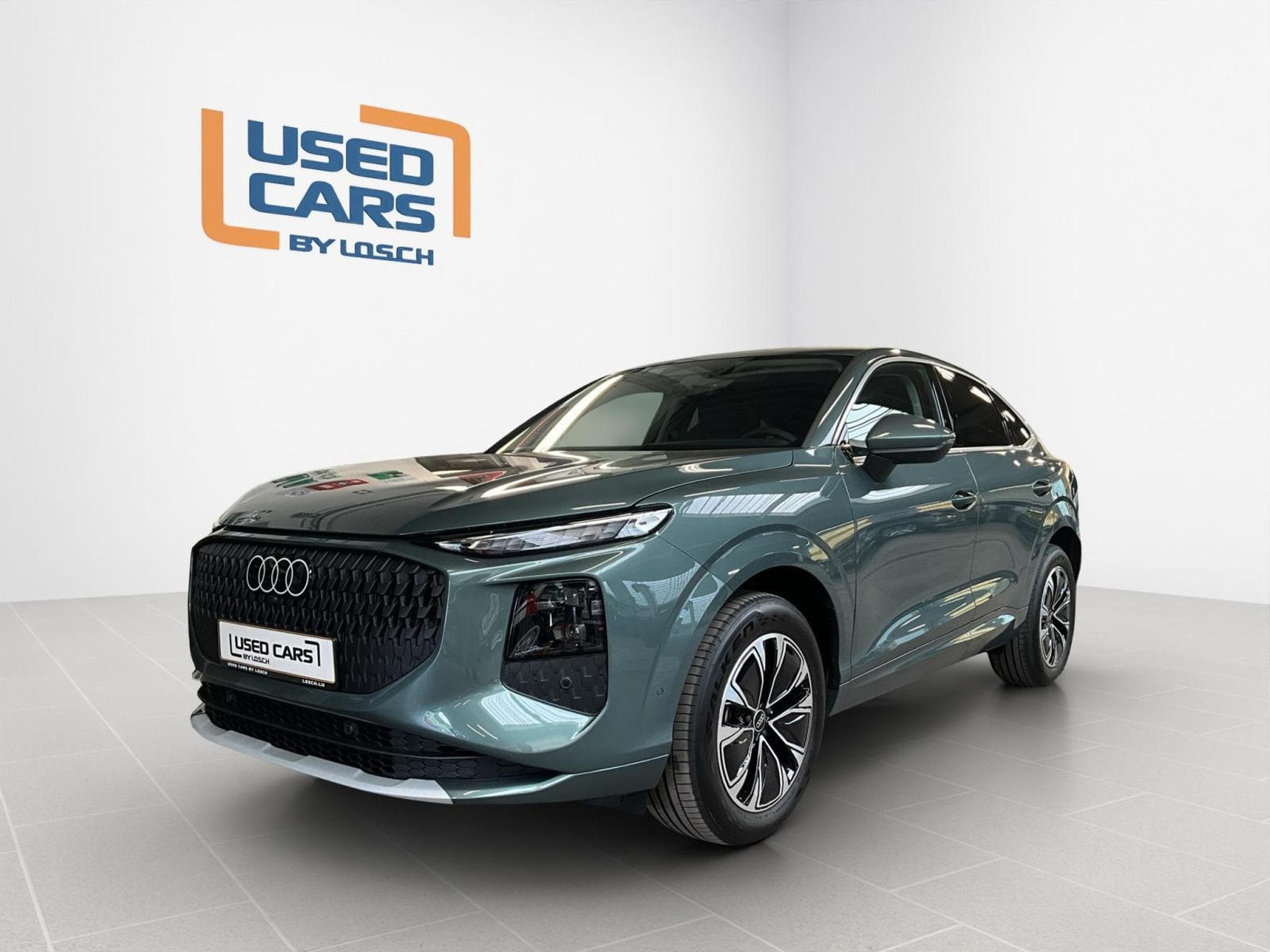 Audi Q3 SB+S-Tronic+Matrix-Led+P.Business+LM18 (2026) - Photo 1