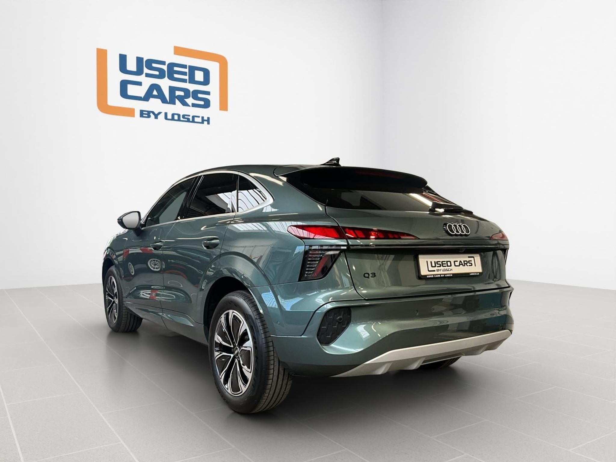 Audi Q3 SB+S-Tronic+Matrix-Led+P.Business+LM18 (2026) - Photo 6