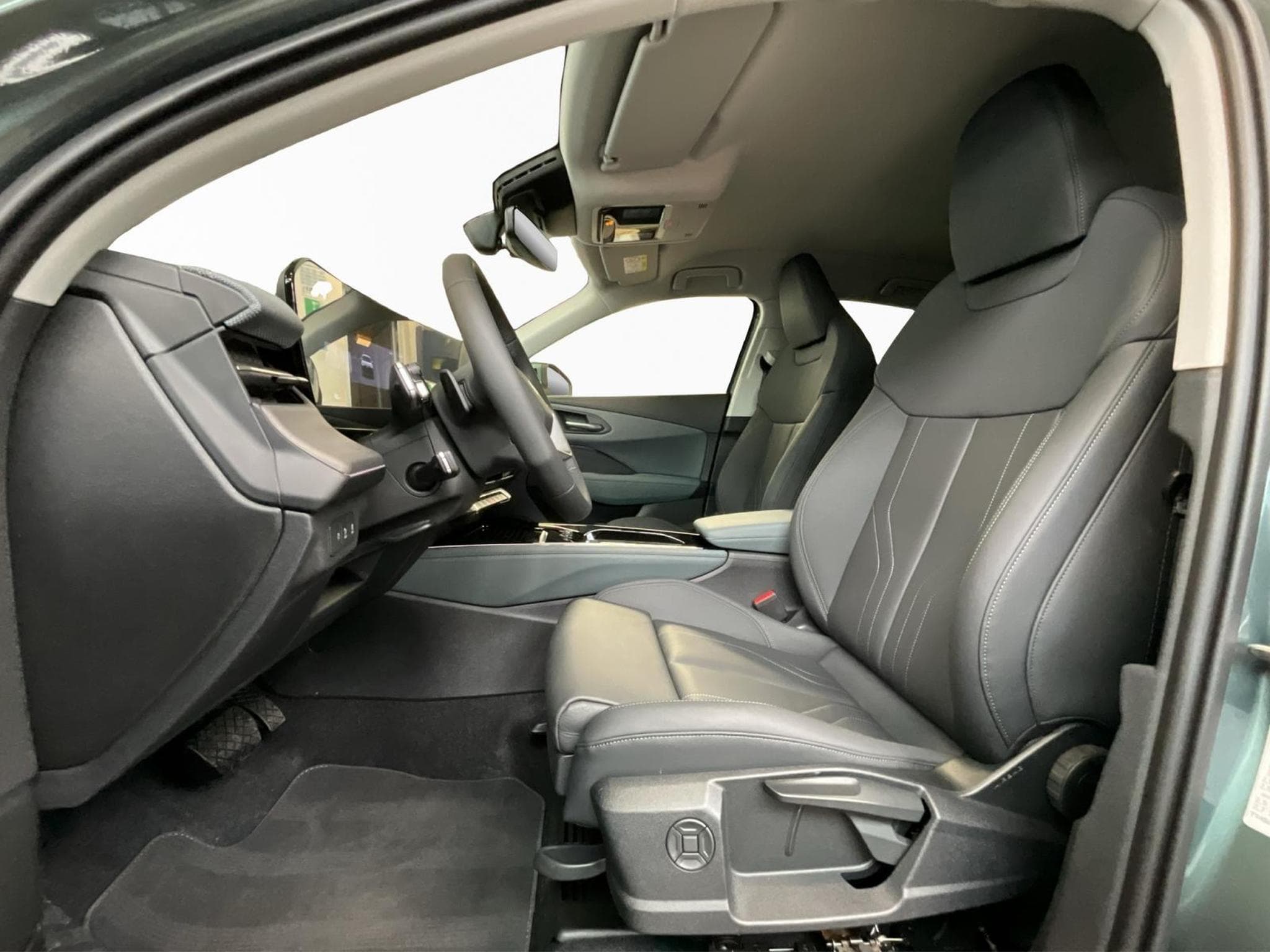 Audi Q3 SB+S-Tronic+Matrix-Led+P.Business+LM18 (2026) - Photo 9