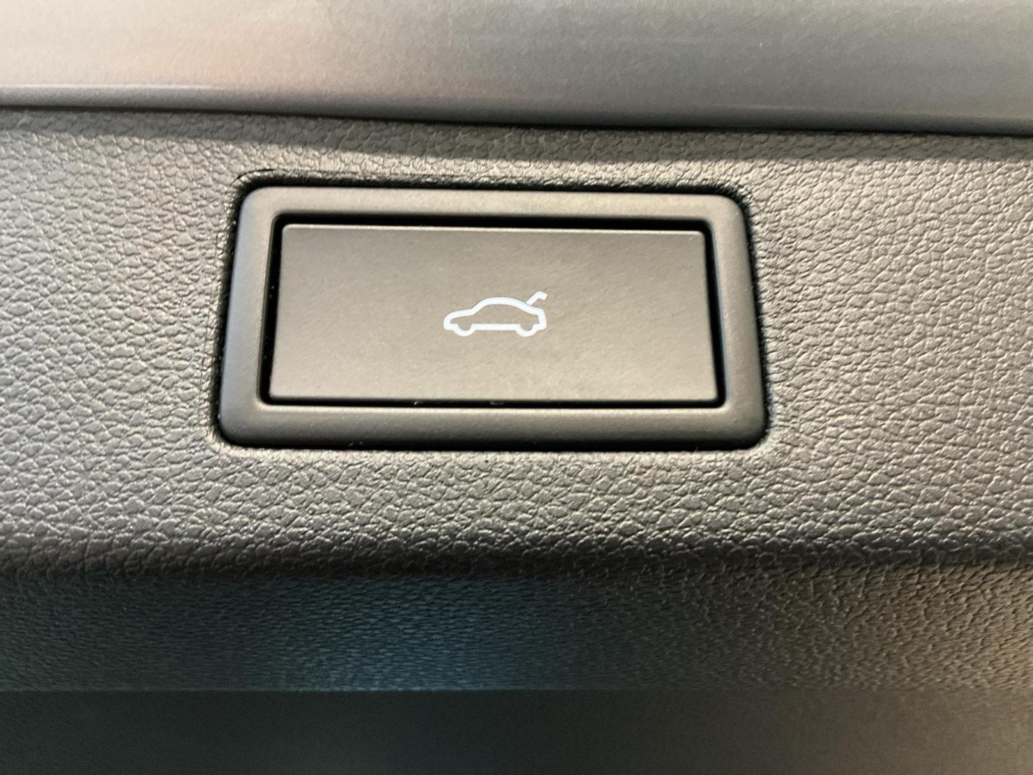 Skoda Kamiq Monte-Carlo+DSG+Park&Go+P.Ass.-Drive+ (2025) - Photo 19