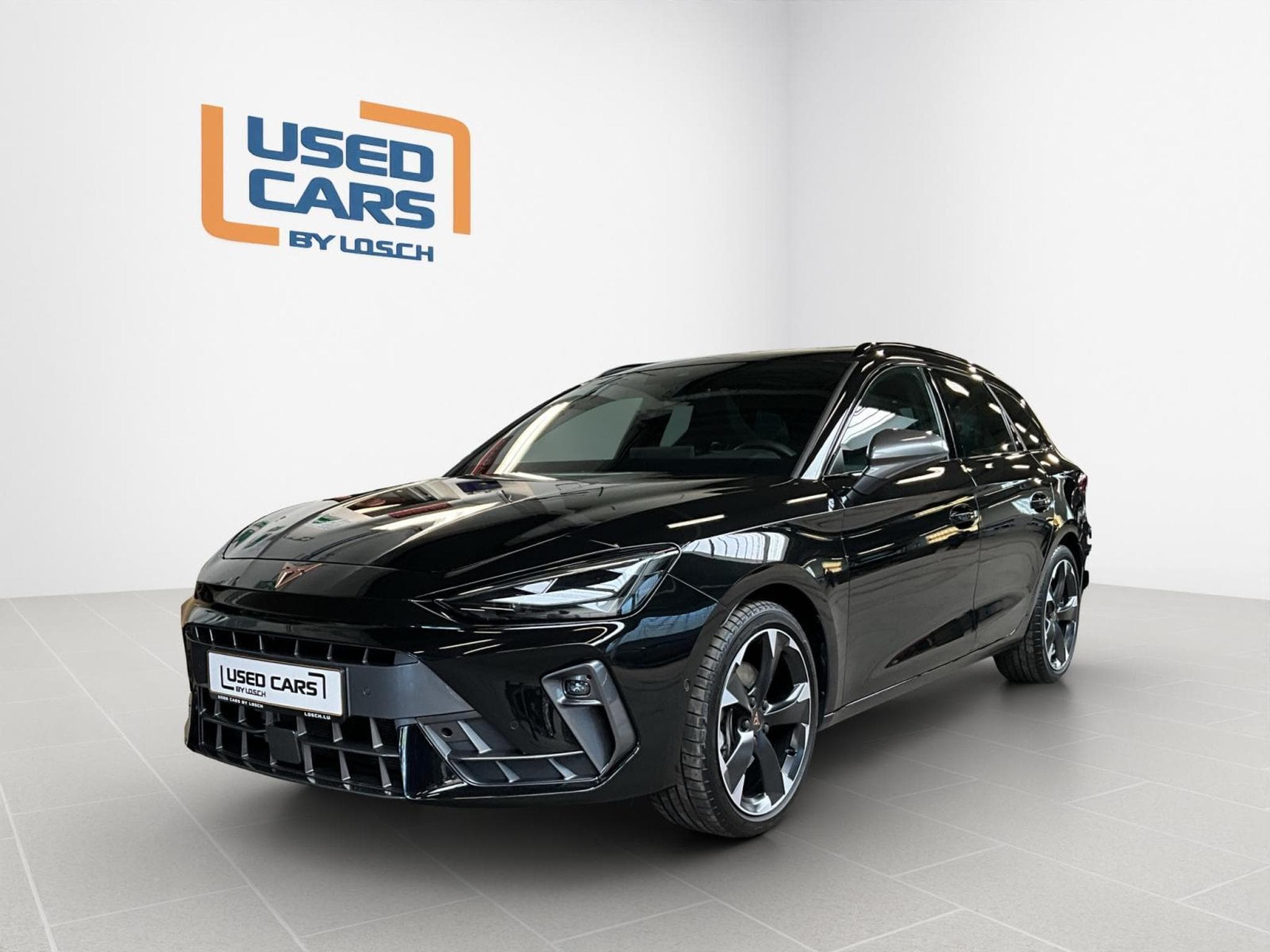 Cupra Leon ST+DSG+Pure-Perfomance+Sound-Immersive+Dynamic+AHK (2025) - Photo 1