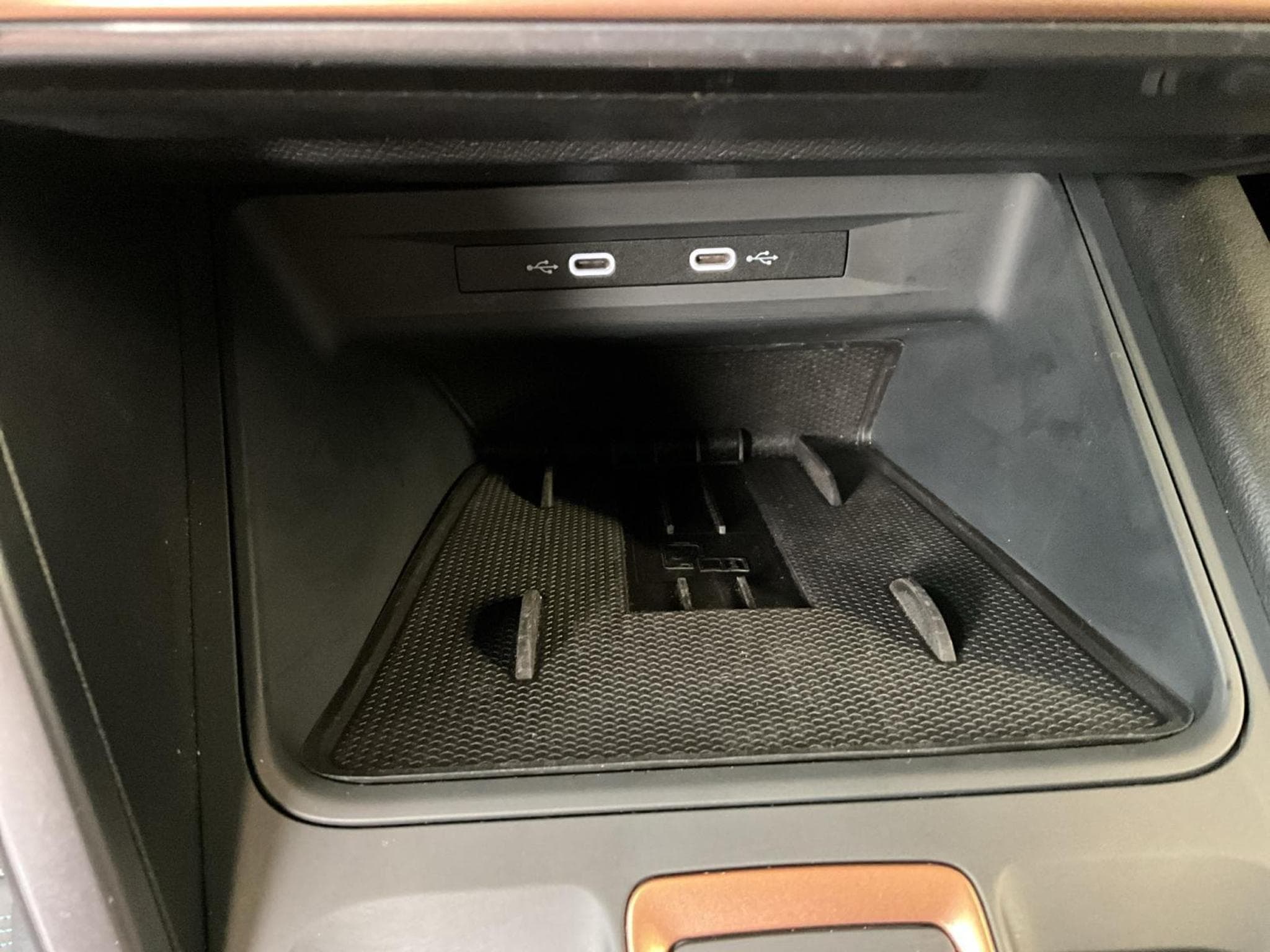 Cupra Leon ST+DSG+Pure-Perfomance+Sound-Immersive+Dynamic+AHK (2025) - Photo 22