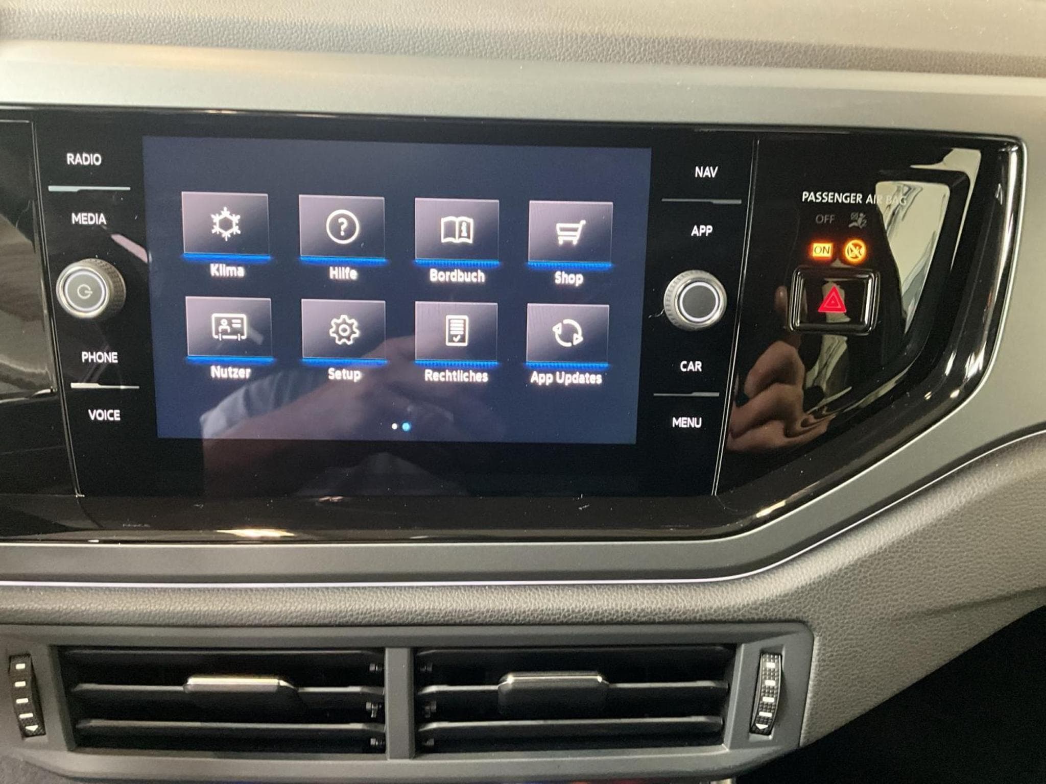 VW Polo R-Line+DSG+Park&Comfort+IQ-Drive (2025) - Photo 18