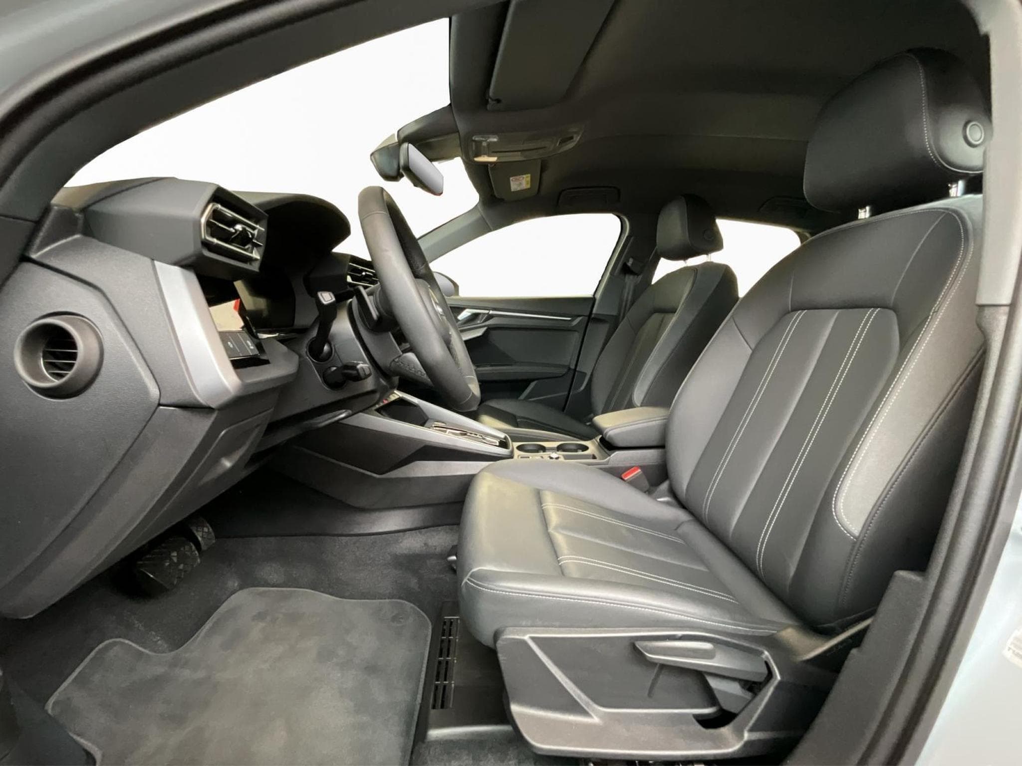 Audi A3 SB+Advanced+30TFSI+S-Tronic+P.Business+ (2025) - Photo 9