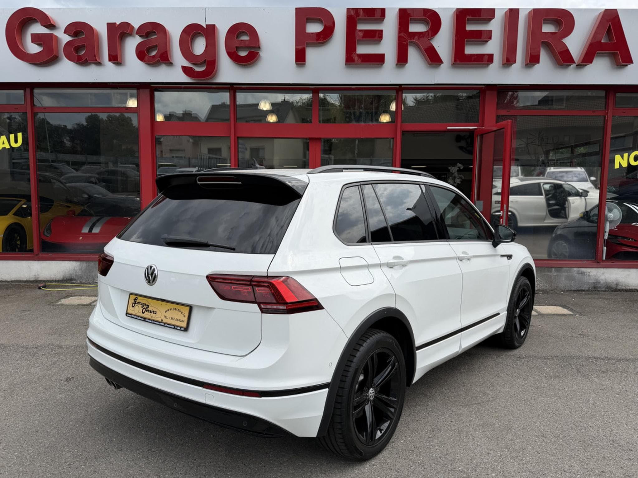 VW Tiguan 2.0 TDI 190 DSG 4MOTION R-LINE PANO NAVI (2020) - Foto 3