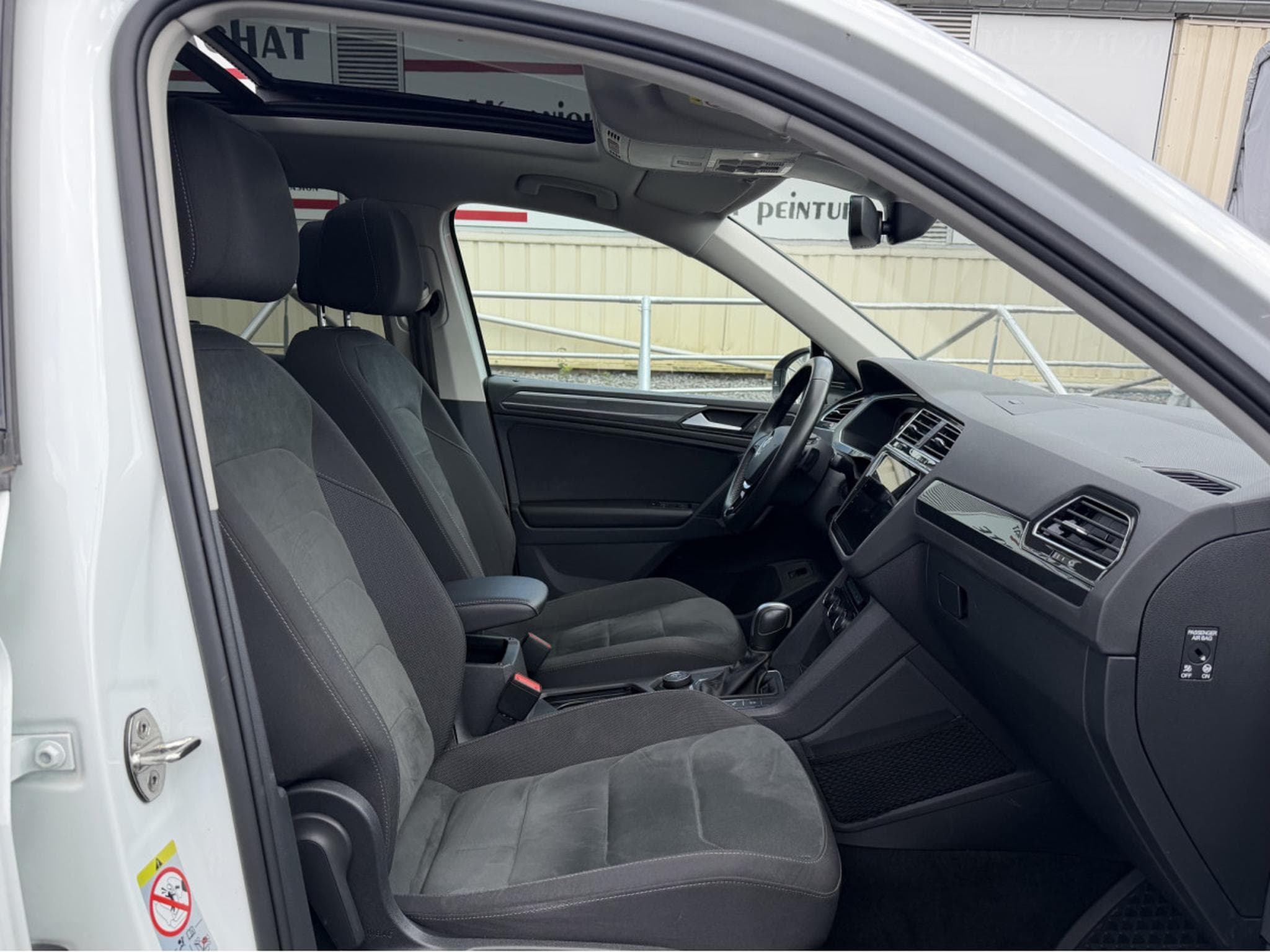 VW Tiguan 2.0 TDI 190 DSG 4MOTION R-LINE PANO NAVI (2020) - Foto 5