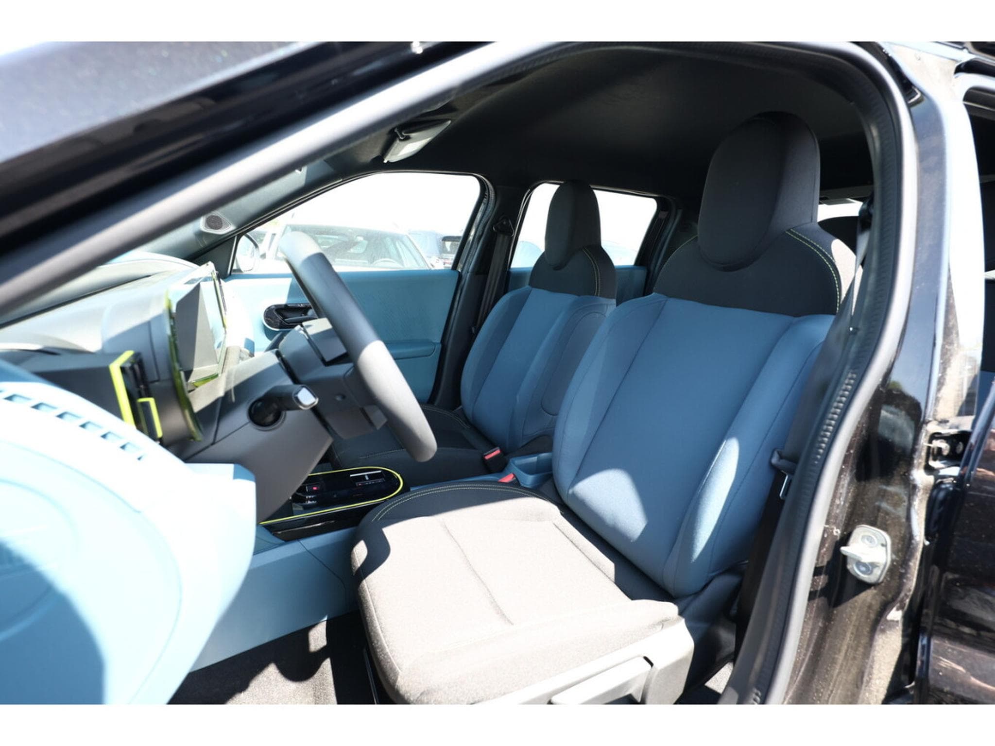 Fiat Grande Panda 1.2 Hybrid e-DSC6 101 Icon (2025) - Photo 7