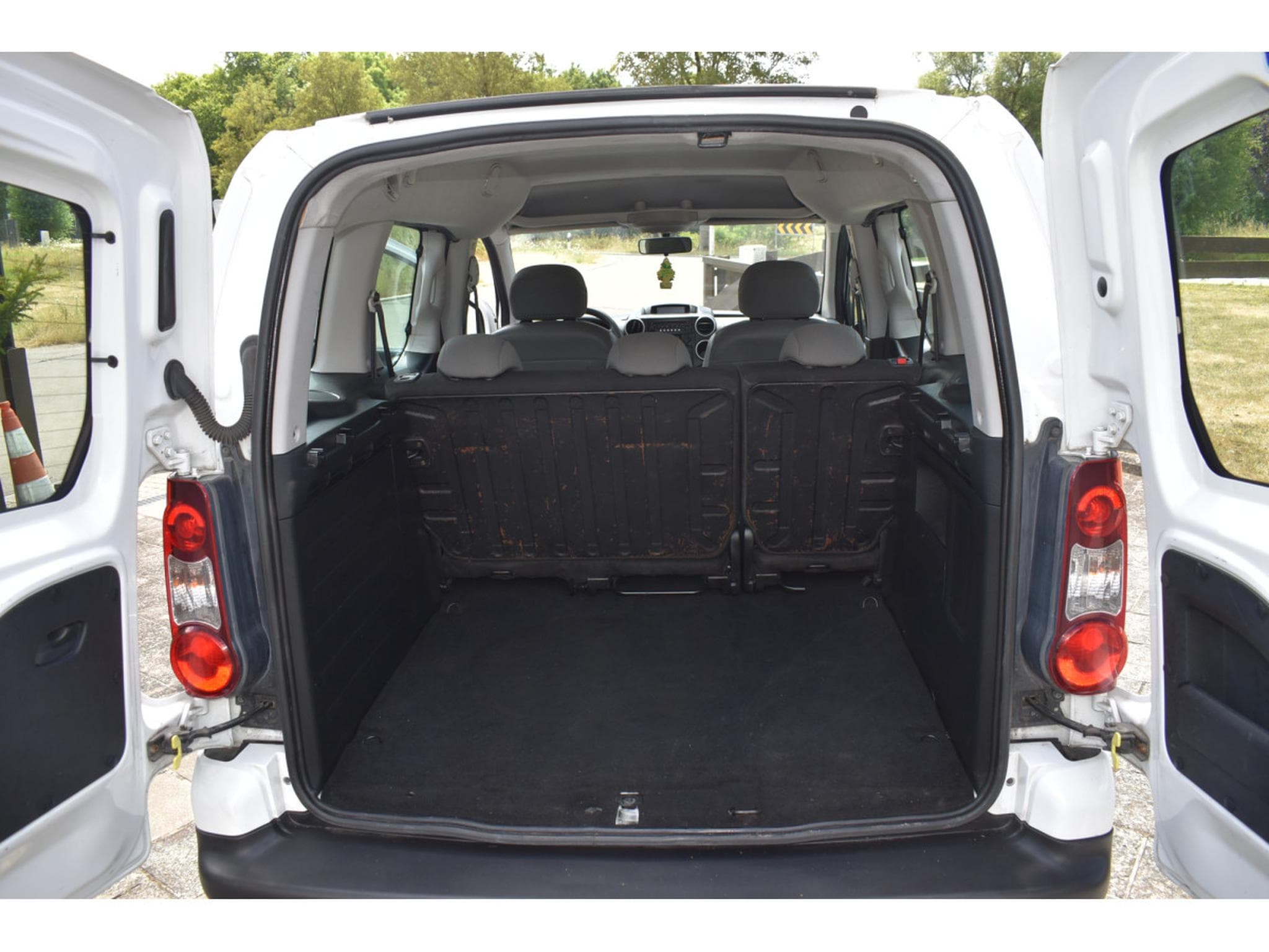 Citroën Berlingo 1,6 HDi Airco 5 places (2015) - Photo 10