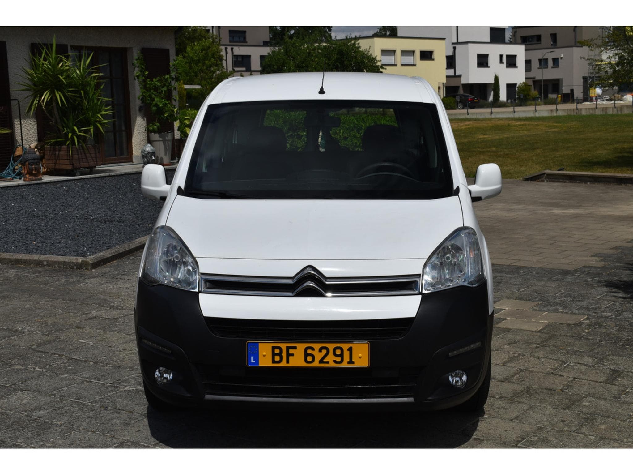 Citroën Berlingo 1,6 HDi Airco 5 places (2015) - Photo 2
