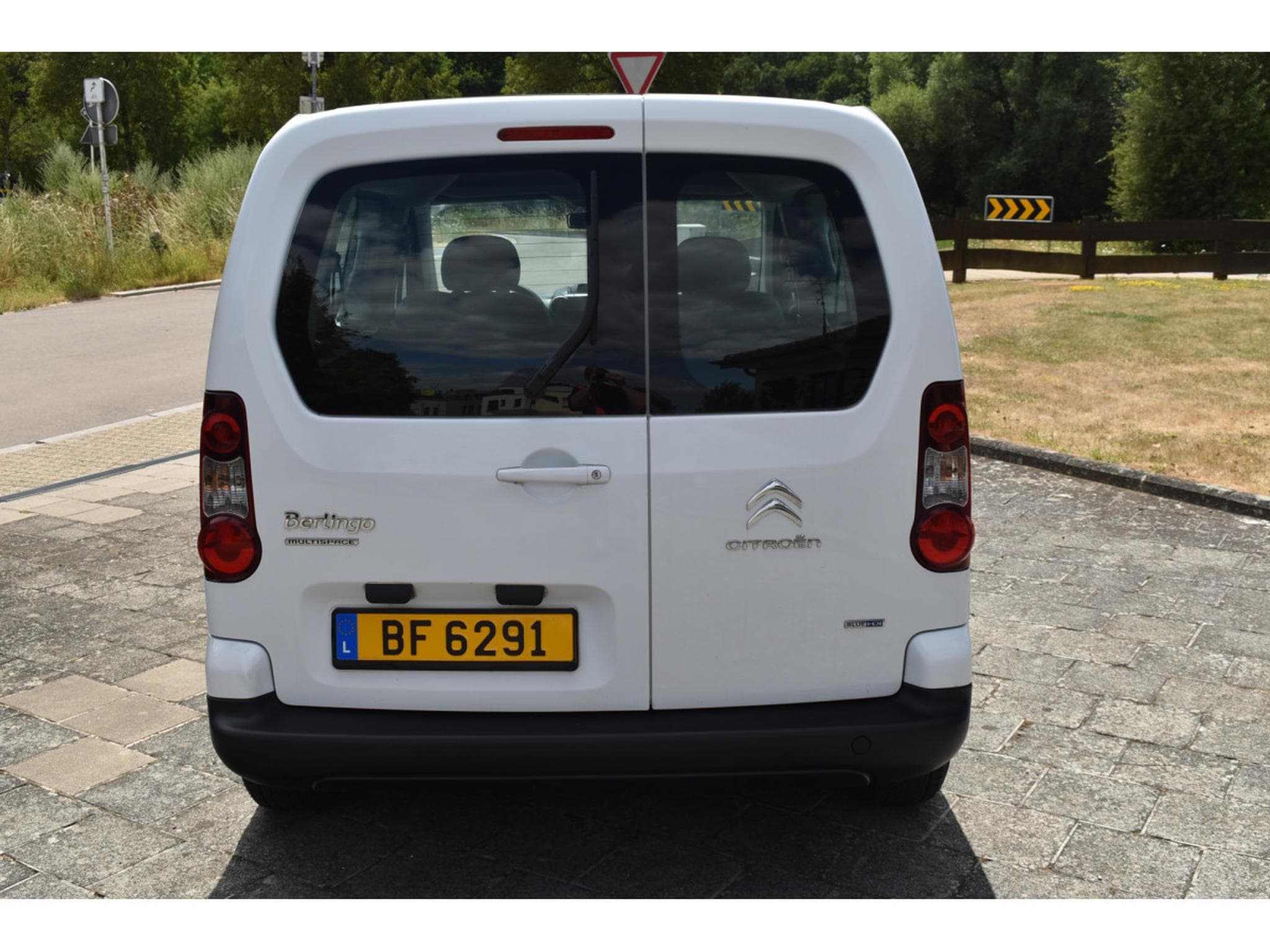 Citroën Berlingo 1,6 HDi Airco 5 places (2015) - Photo 5