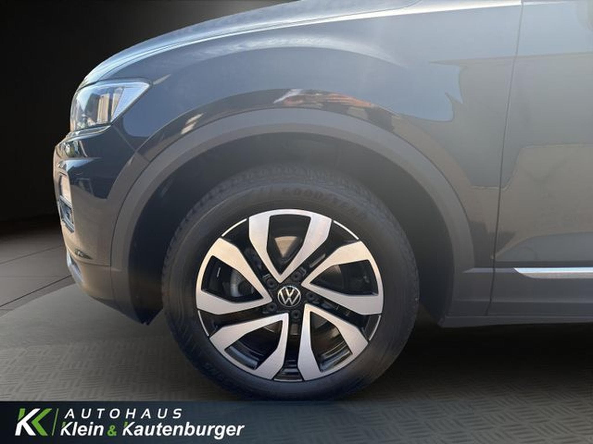 VW T-Roc T-Roc 1.5 TSI Active +CARPLAY+KAMERA+SITZHZG. (2022) - Photo 9