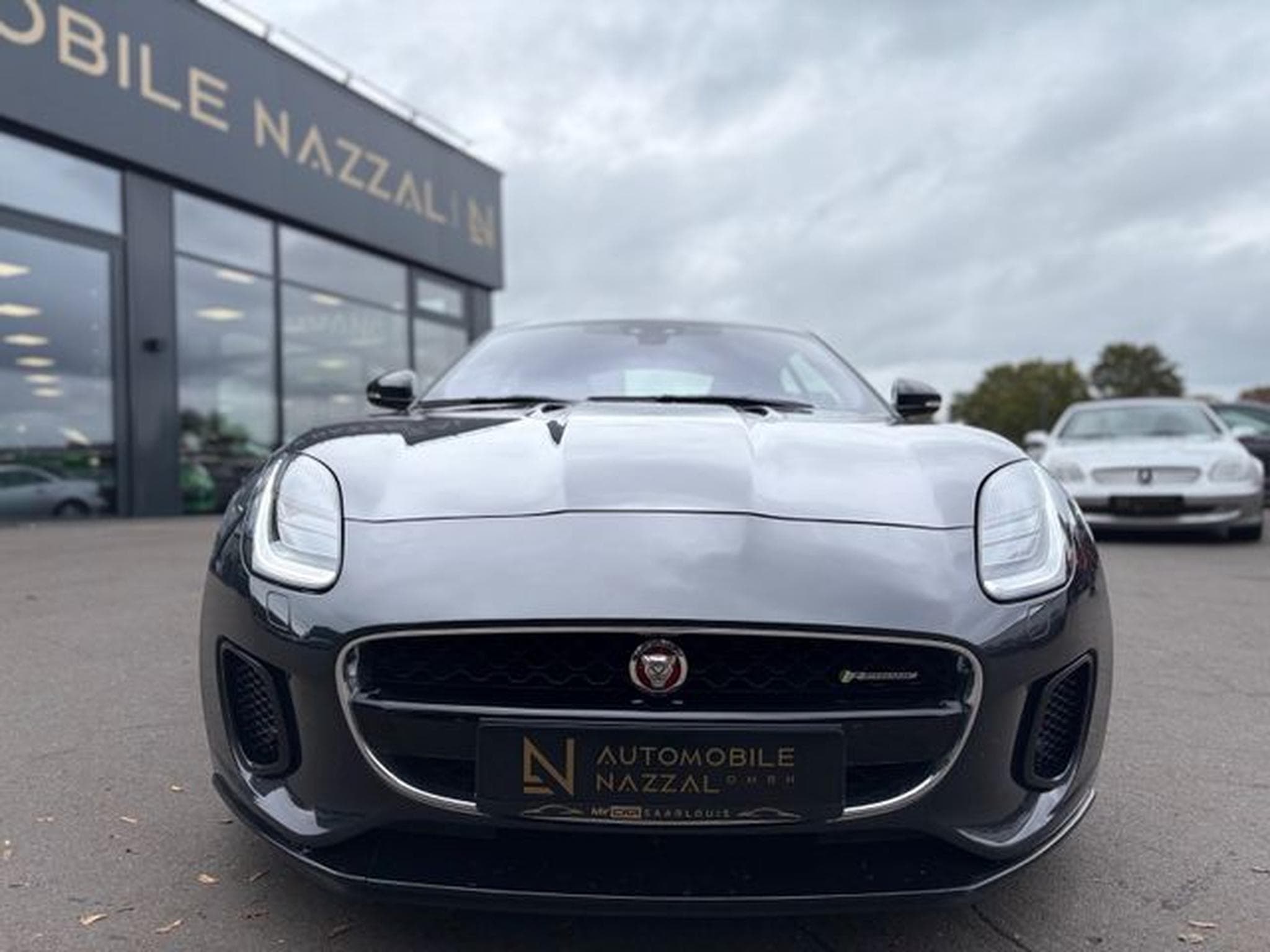Jaguar F-Type F-TYPE COUPE R-DYNAMIC*AUT*LEDER-BRAUN*LED*TOP (2018) - Photo 4