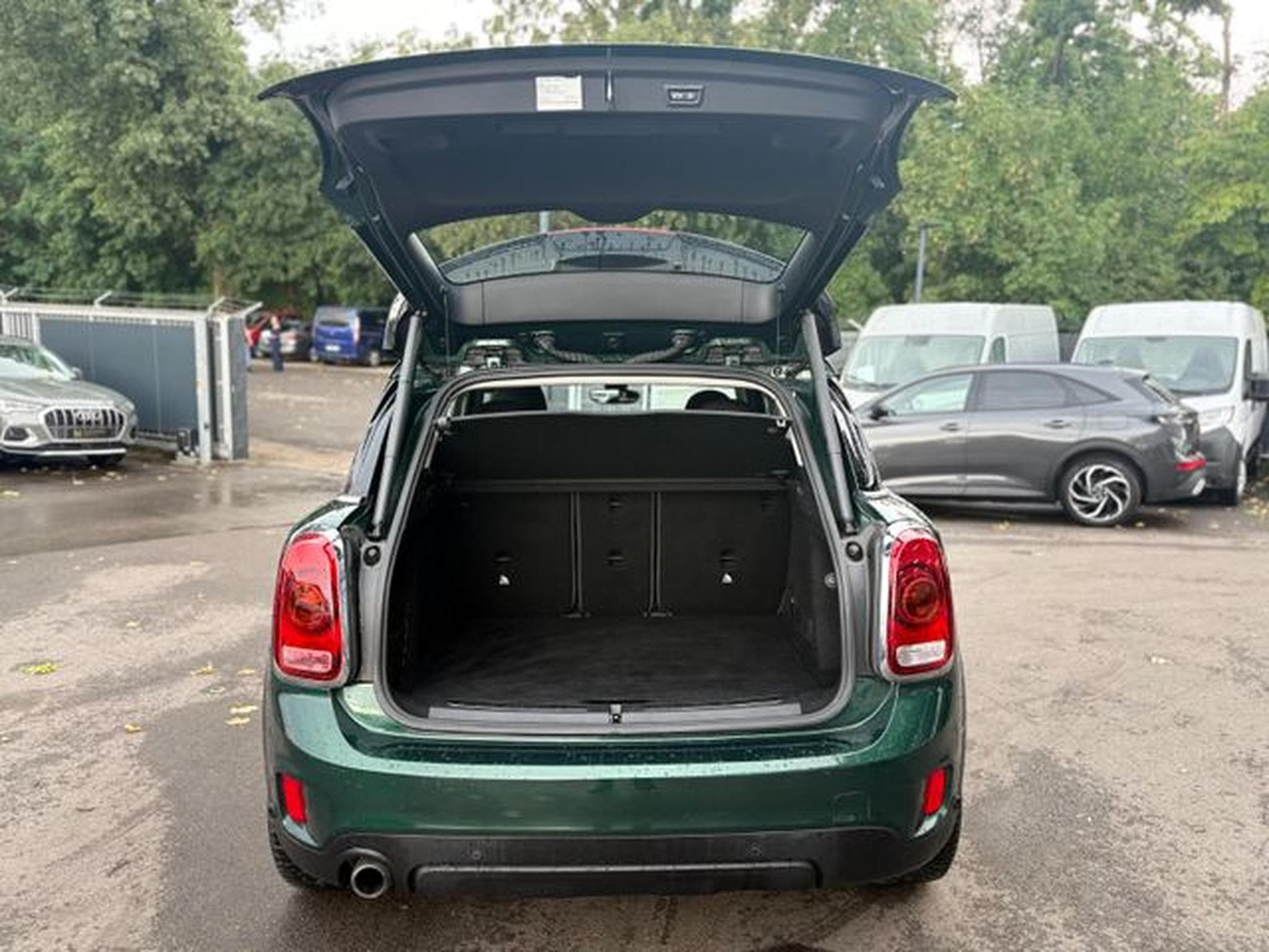 MINI Countryman COOPER COUNTRYMAN *AUT*PDC*TEILLEDER*SHZ* (2018) - Photo 9