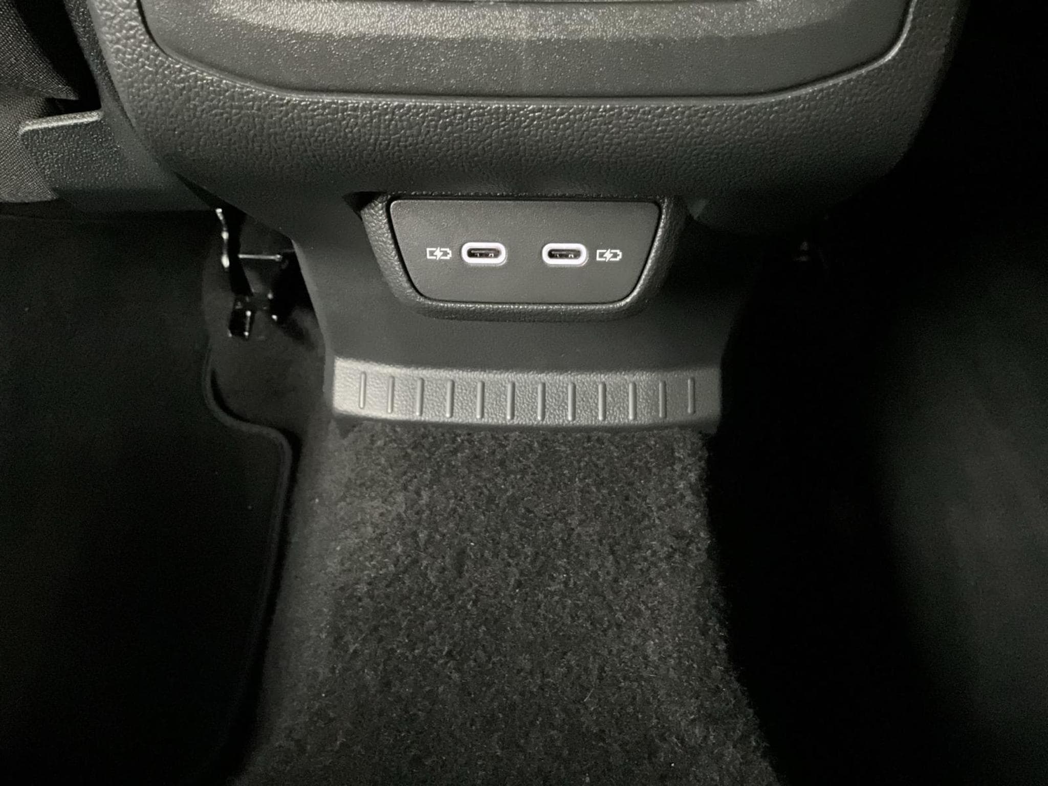 VW T-Cross Style+DSG+IQ-Drive+P.Technique+RearView (2023) - Photo 20
