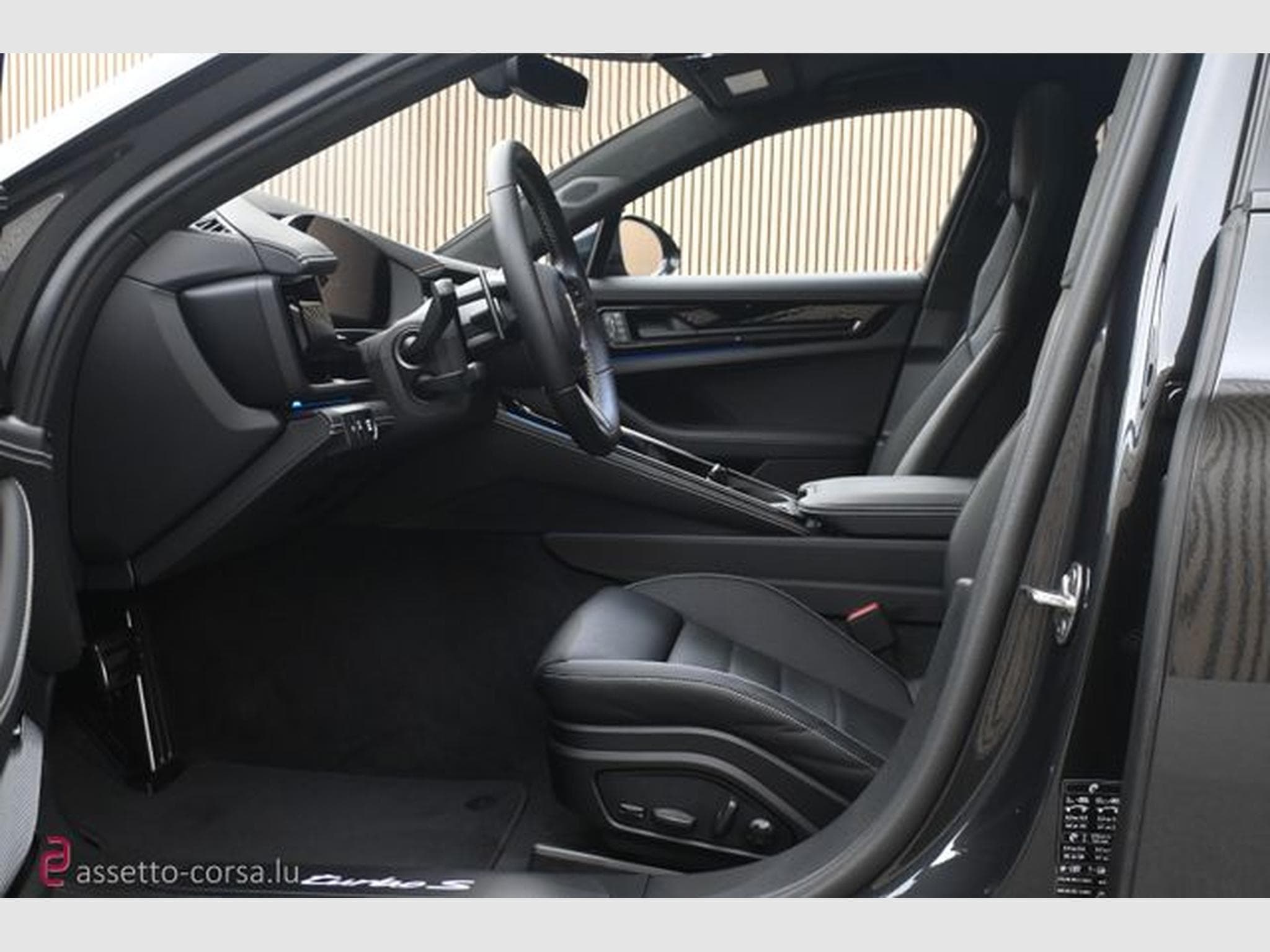Porsche Panamera Panamera Turbo S E-Hybrid*PCCB*Burmester*Matrix (2025) - Photo 10