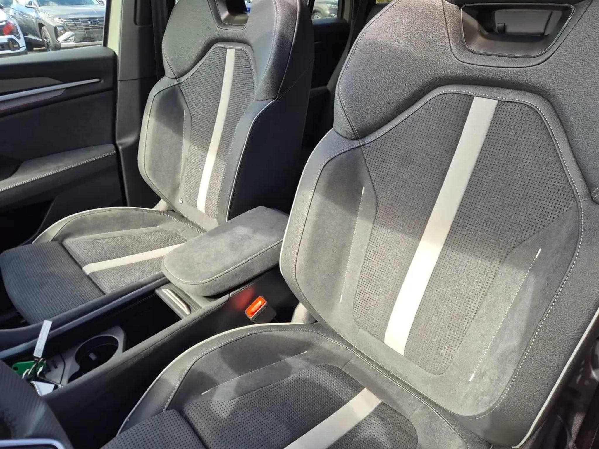 Skoda Kodiaq Sportline 1.5 TSI (2026) - Photo 17
